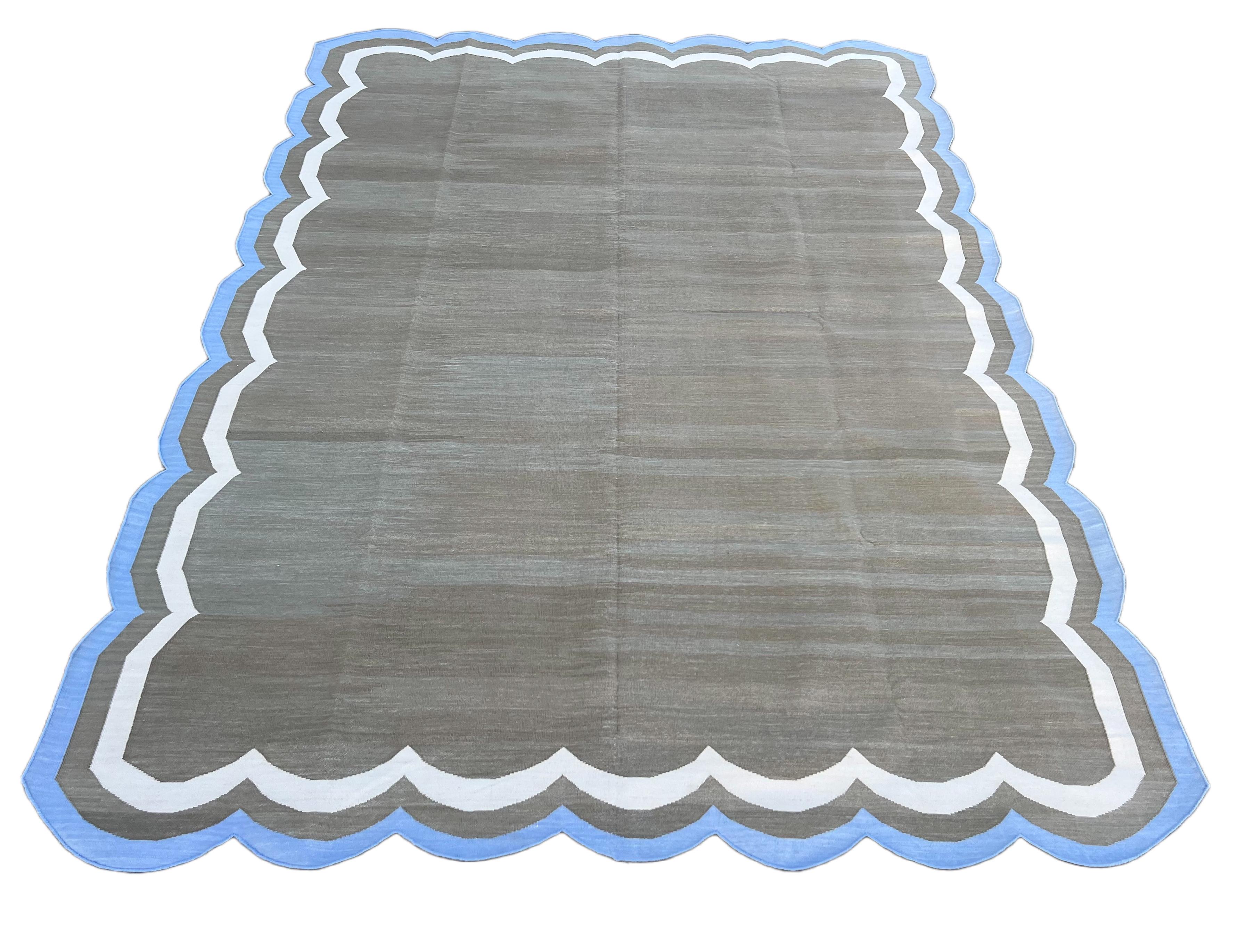 Handmade Cotton Area Flat Weave Rug, 8x10 Brown And Green Scallop Stripe Dhurrie In New Condition For Sale In Jaipur, IN