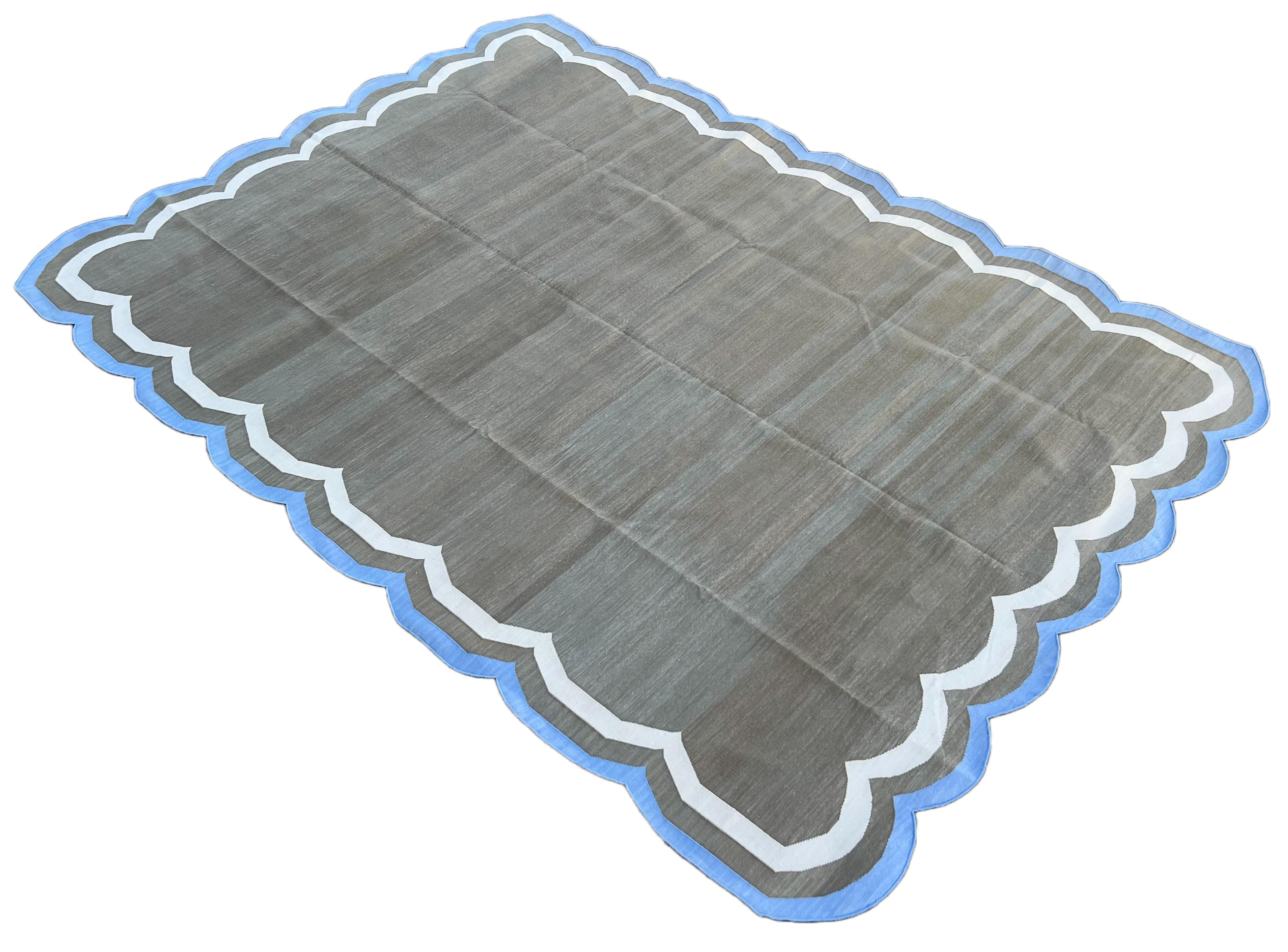 Handgefertigter Flachgewebe-Teppich aus Baumwolle, 8x10 Brown and Green Scallop Stripe Dhurrie im Angebot 2