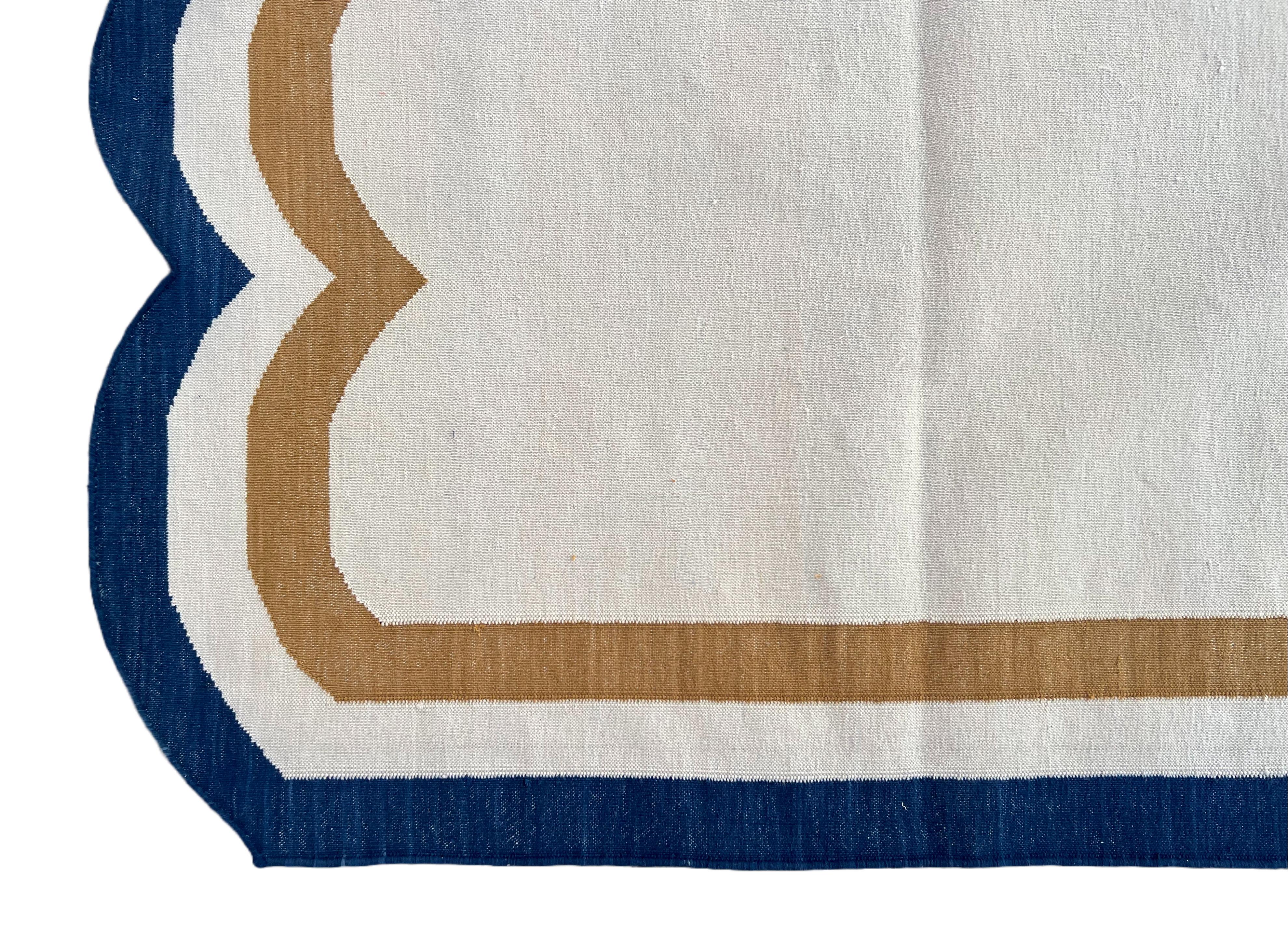 Handmade Cotton Area Flat Weave Rug, 8x10 Cream And Blue Scallop Striped Dhurrie For Sale 1