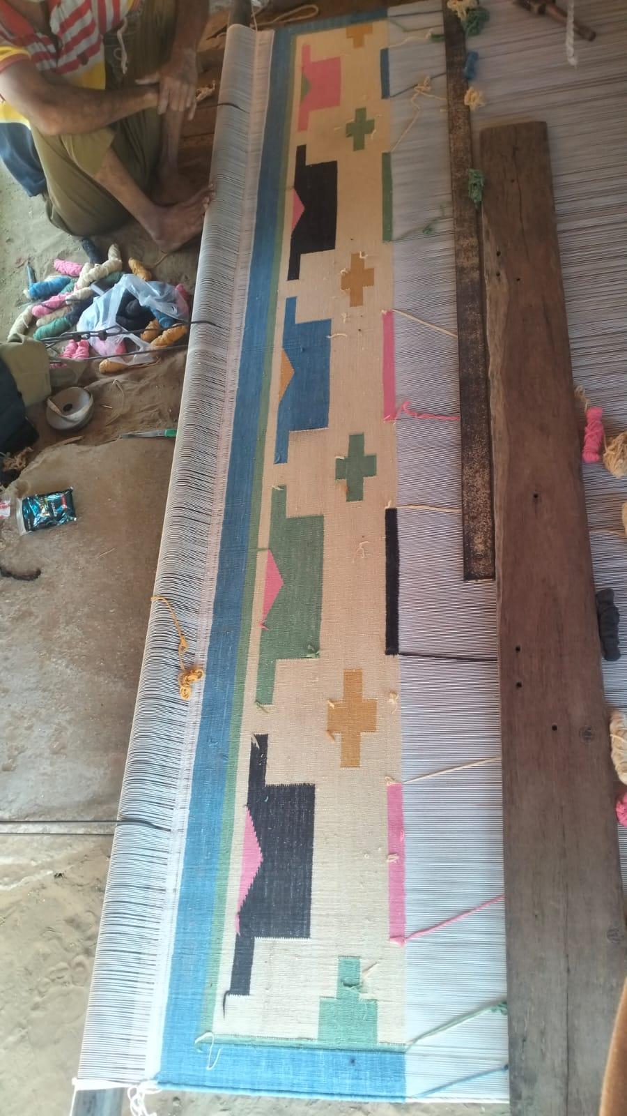 Handmade Cotton Area Flat Weave Rug, 8x10 Cream, Blue Geometric Indian Dhurrie For Sale 6