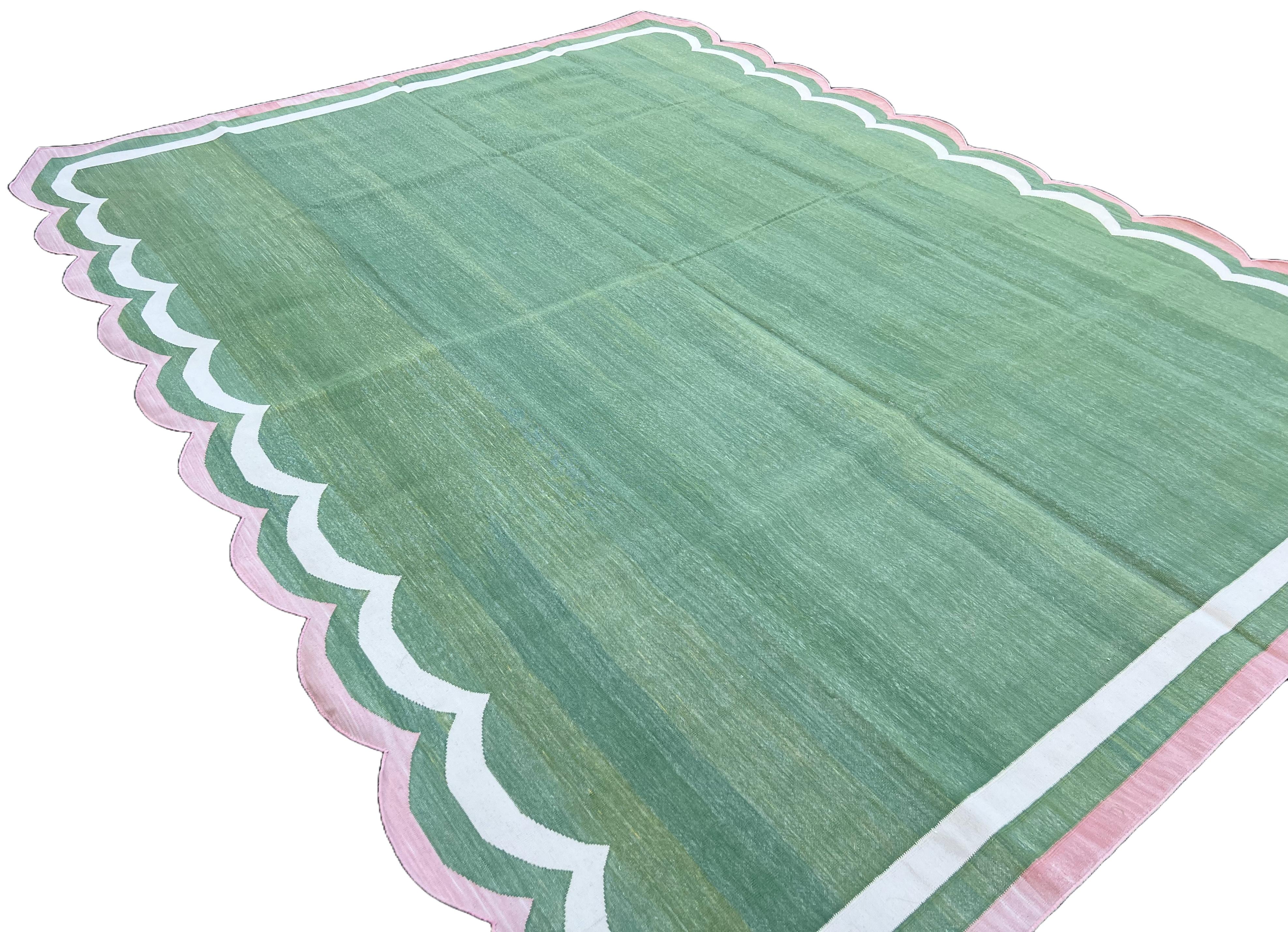 Tessuto a mano Tappeto a tessitura piatta in cotone fatto a mano, 8x10 Greene & Greene Rosa Dhurrie Indiano in vendita