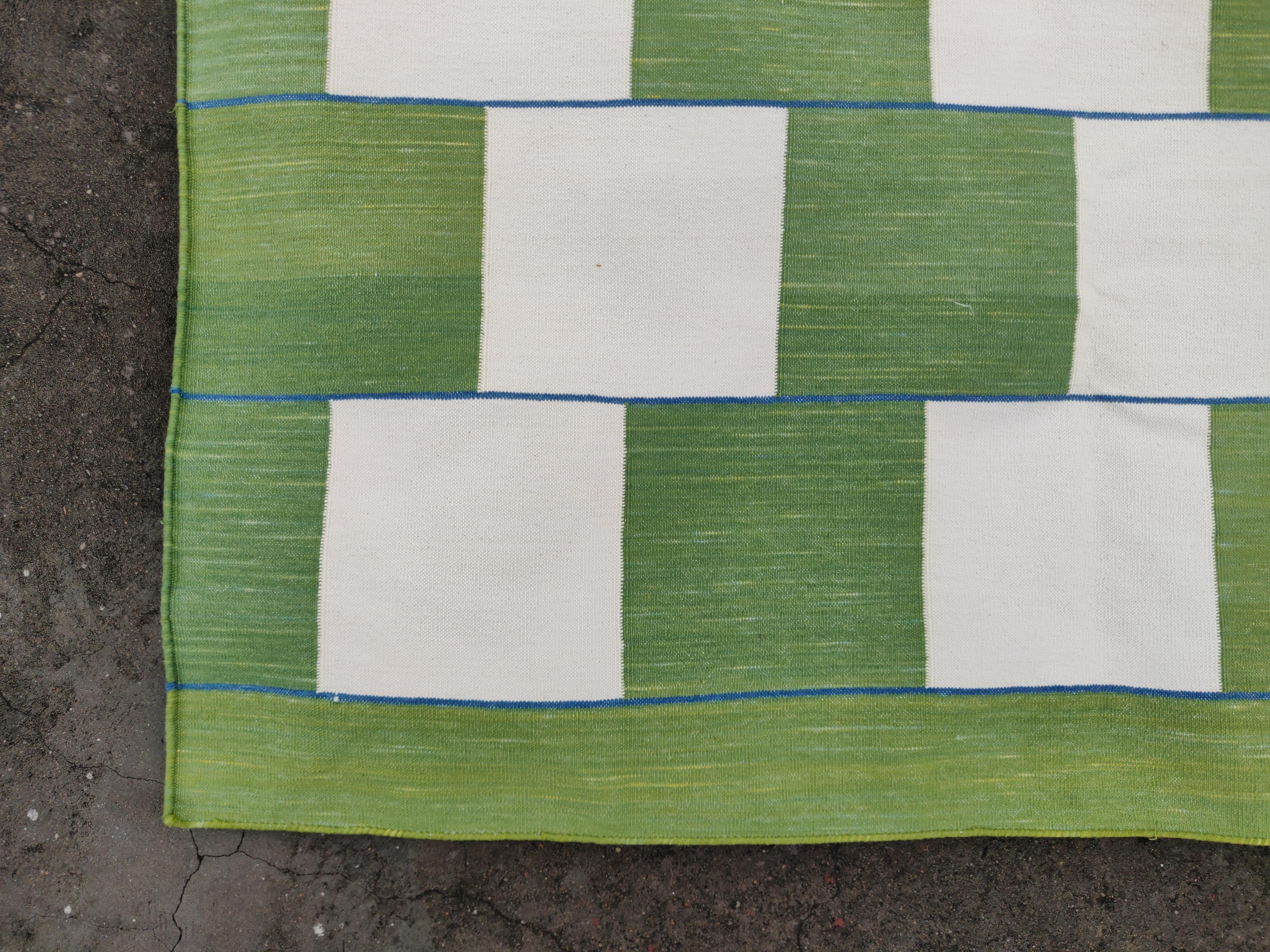 Tappeto a tessitura piatta in cotone fatto a mano, 8x10 Greene & Greene a quadri indiani In condizioni Nuovo in vendita a Jaipur, IN