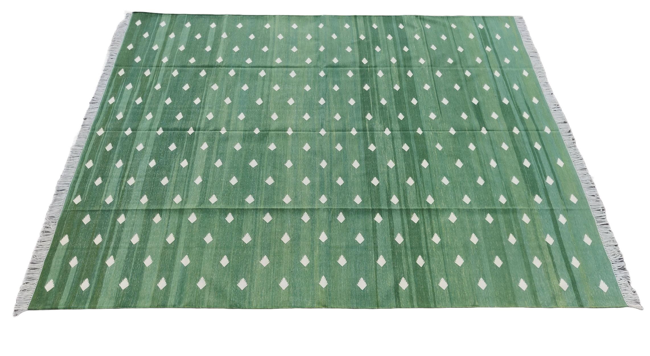 Handmade Cotton Area Flat Weave Rug, 8x10 Green And White Leaf Indian Dhurrie For Sale 1