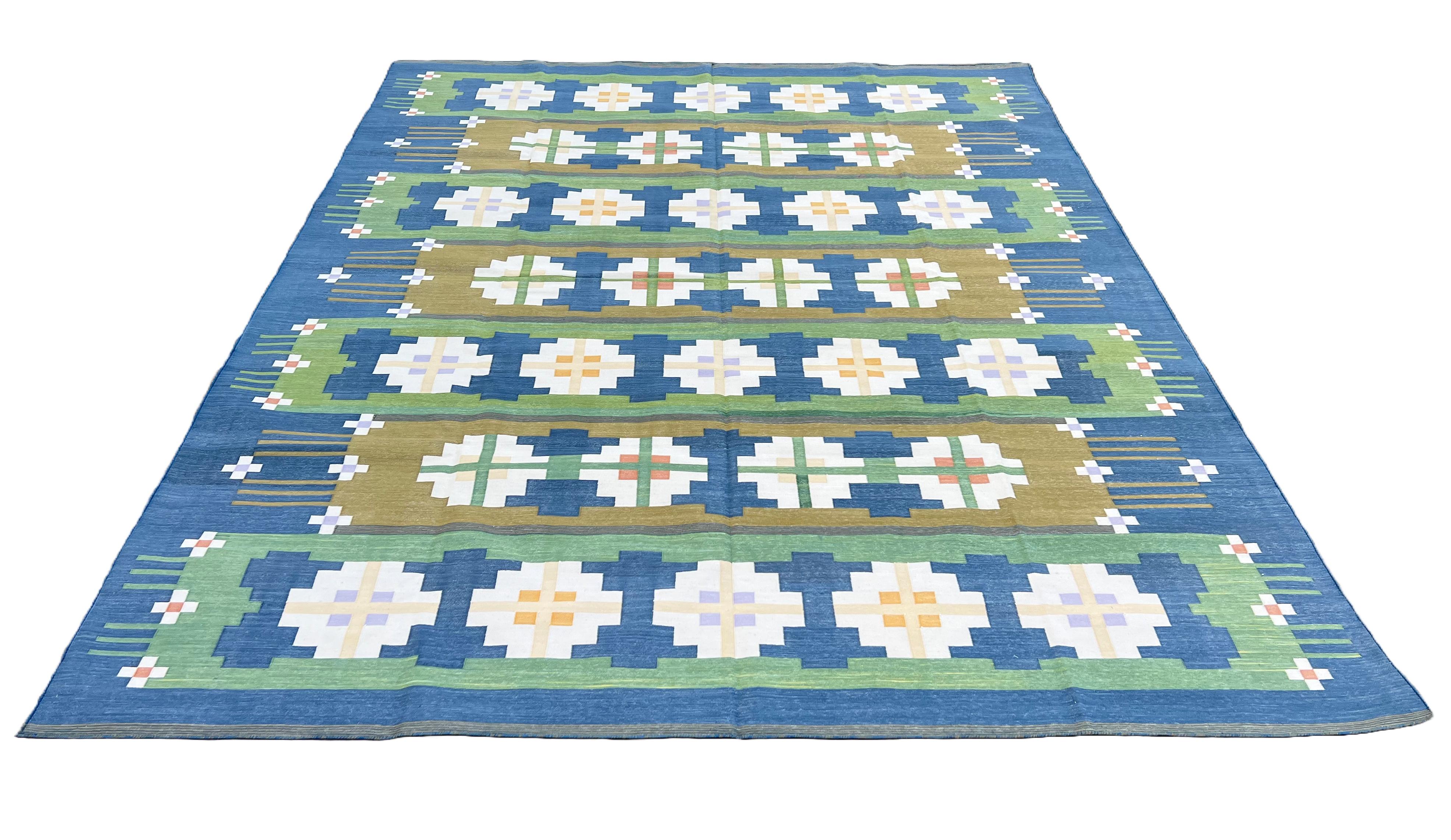 Cotone Tappeto a tessitura piatta in cotone fatto a mano, 8x10 Greene & Greene, Blue Geometric Indian Dhurrie in vendita