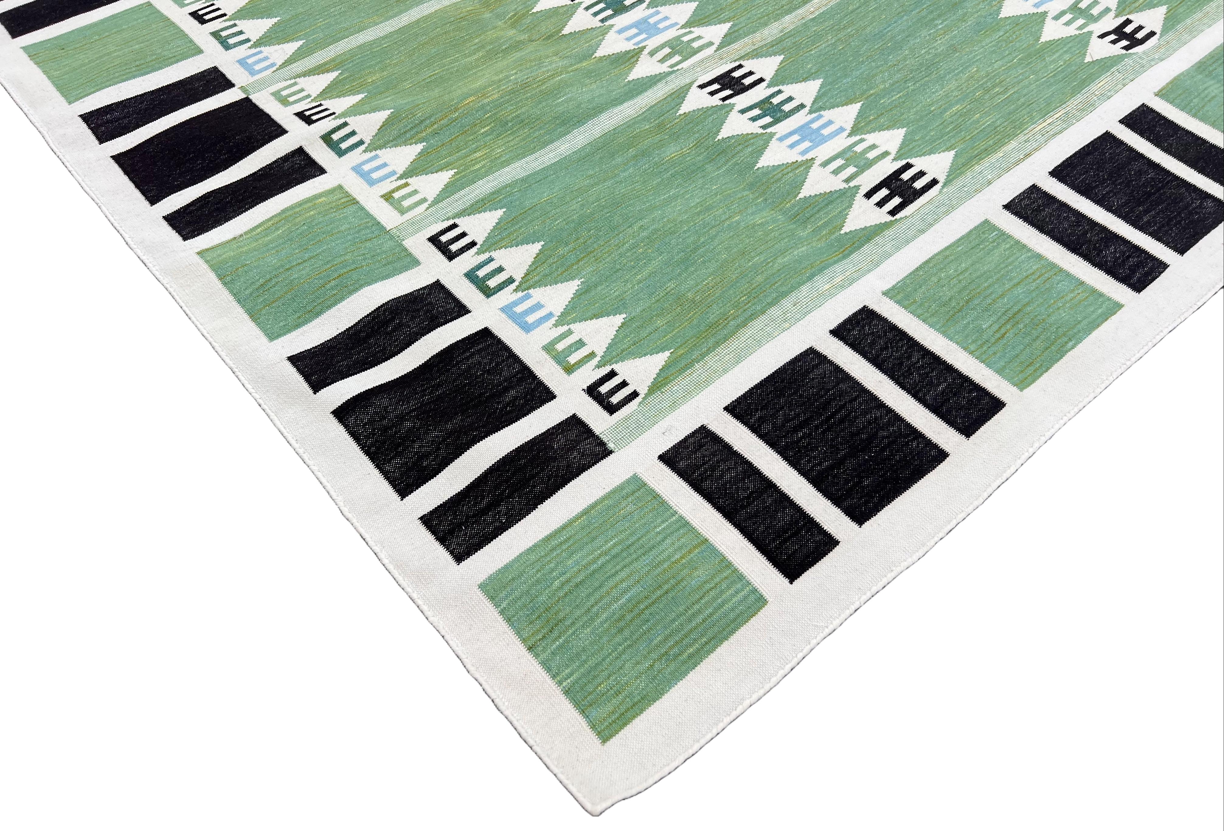 Hand-Woven Handmade Cotton Area Flat Weave Rug, 8x10 Green, Cream Geometric Indian Dhurrie For Sale