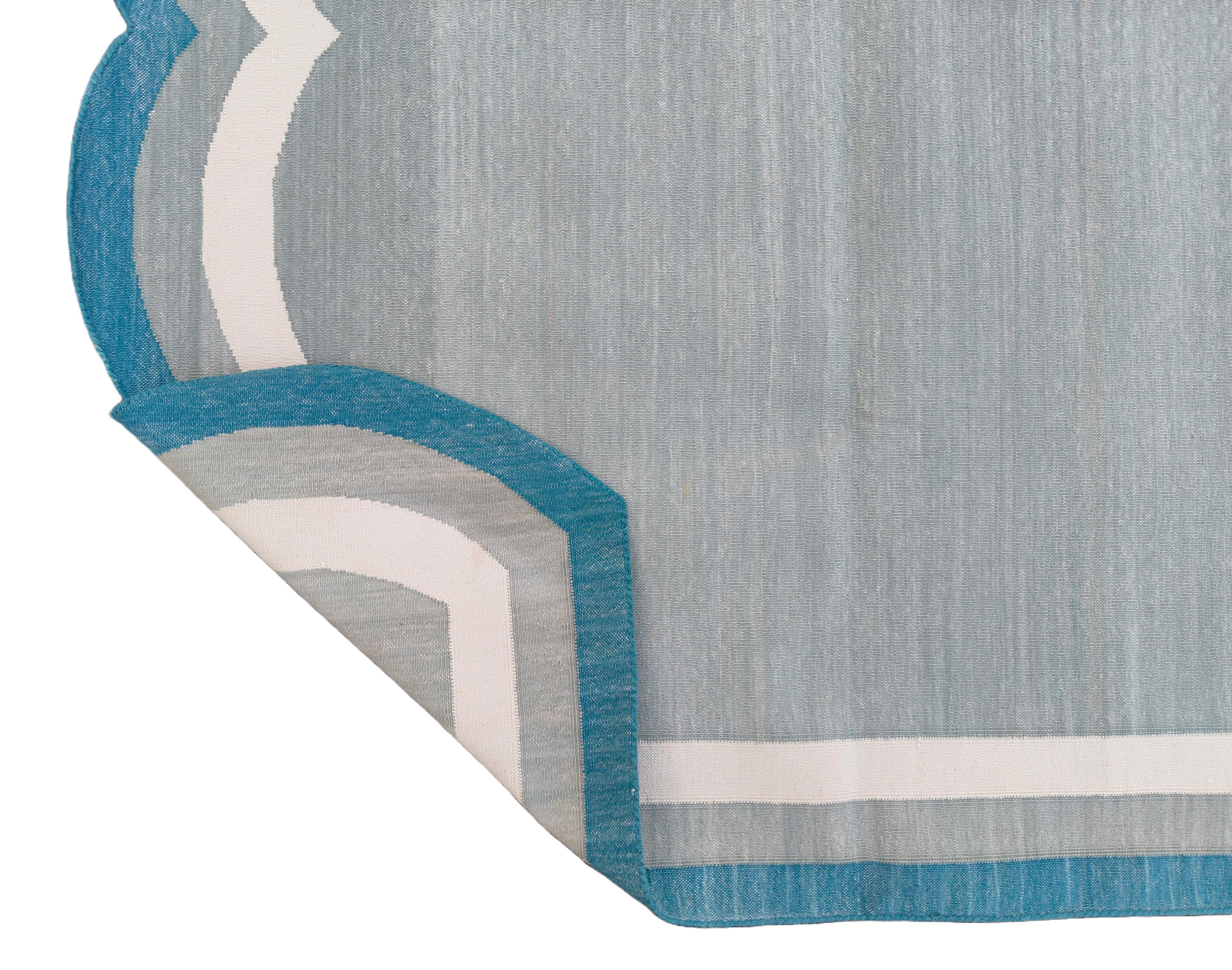 Handgefertigter Flachgewebe-Teppich aus Baumwolle, 8x10 Grau und Blau Indischer Dhurrie mit Wellenmuster im Angebot 6