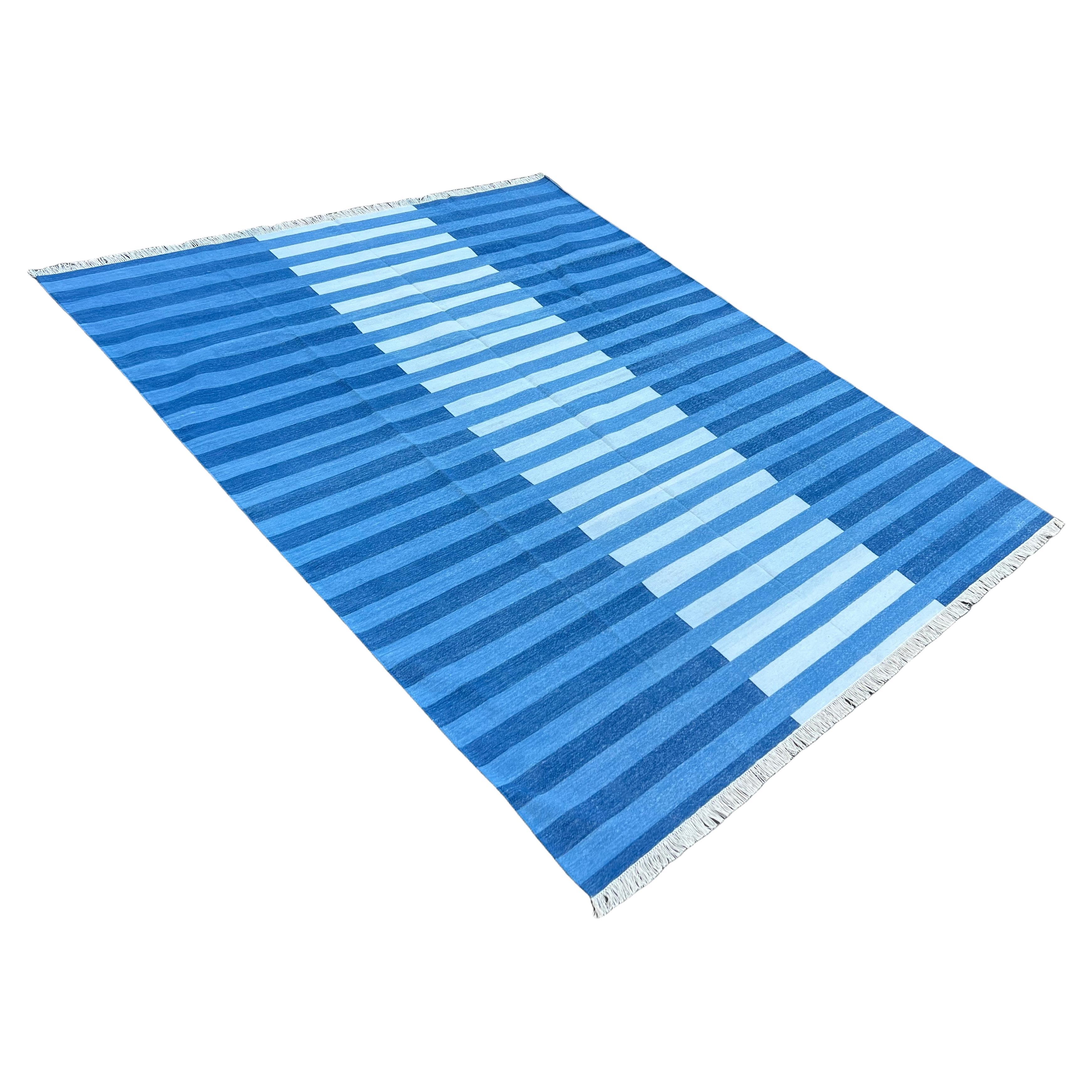 Tappeto a tessitura piatta in cotone fatto a mano, 8x10 Tappeto indiano Dhurrie a strisce blu indaco