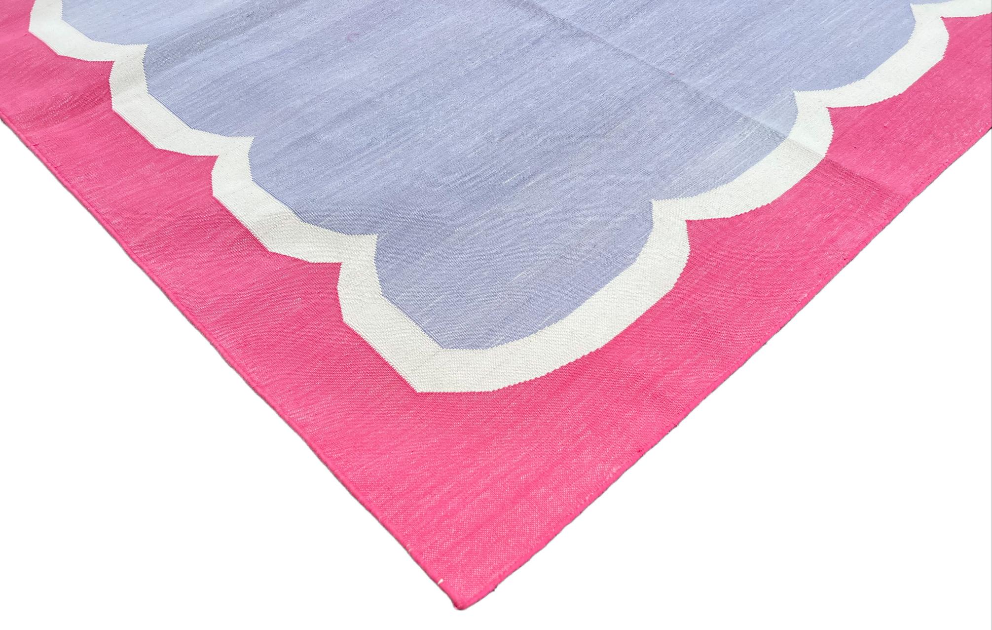 Mid-Century Modern Handmade Cotton Area Flat Weave Rug, 8x10 Lavender, Pink Scallop Indian Dhurrie For Sale