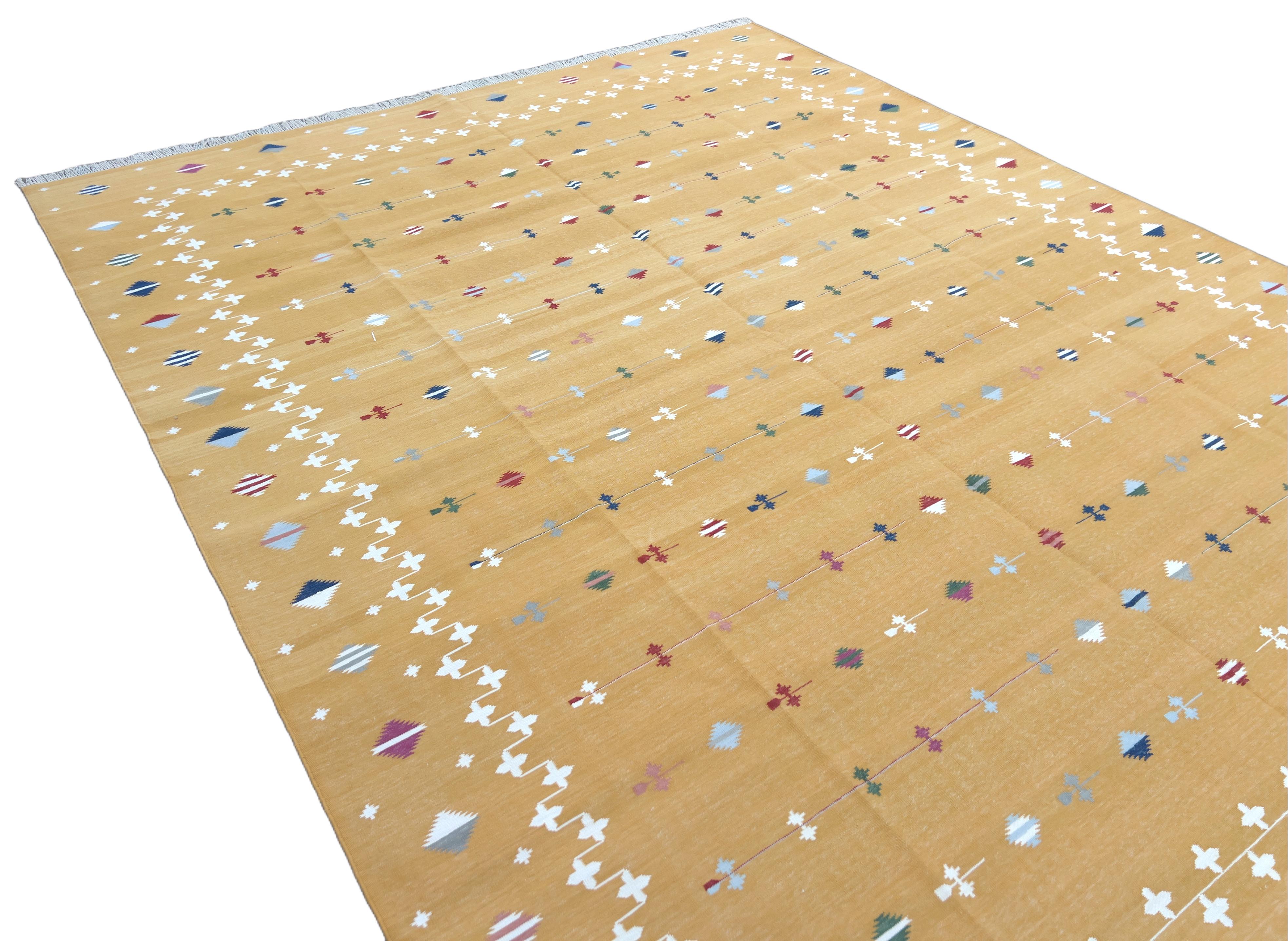 Tapis tissé à la main, 8 x 10 cm, étoile de chasse indienne Dhurrie en vente 2