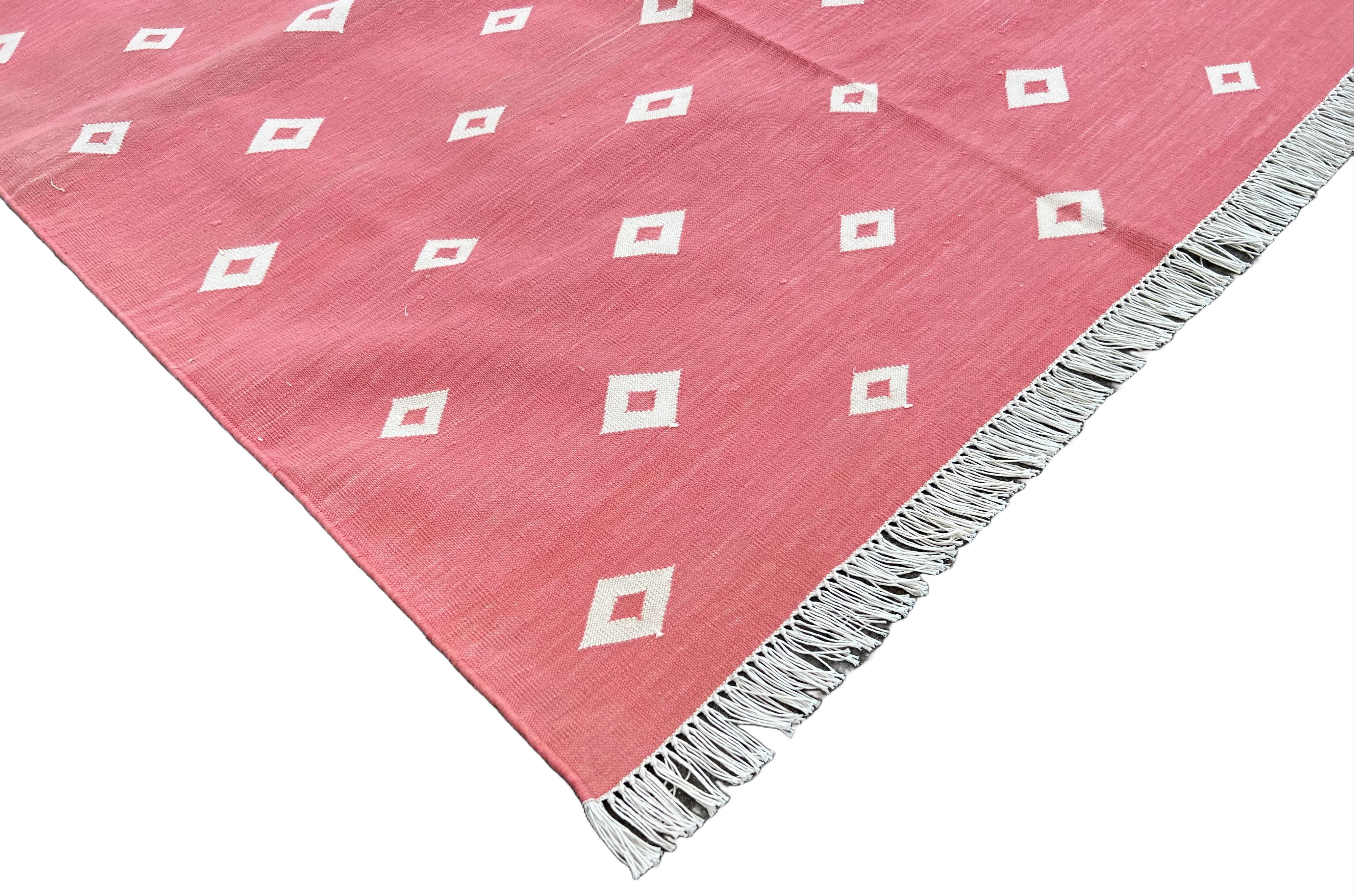 Hand-Woven Handmade Cotton Area Flat Weave Rug, 8x10 Pink And White Diamond Indian Dhurrie For Sale