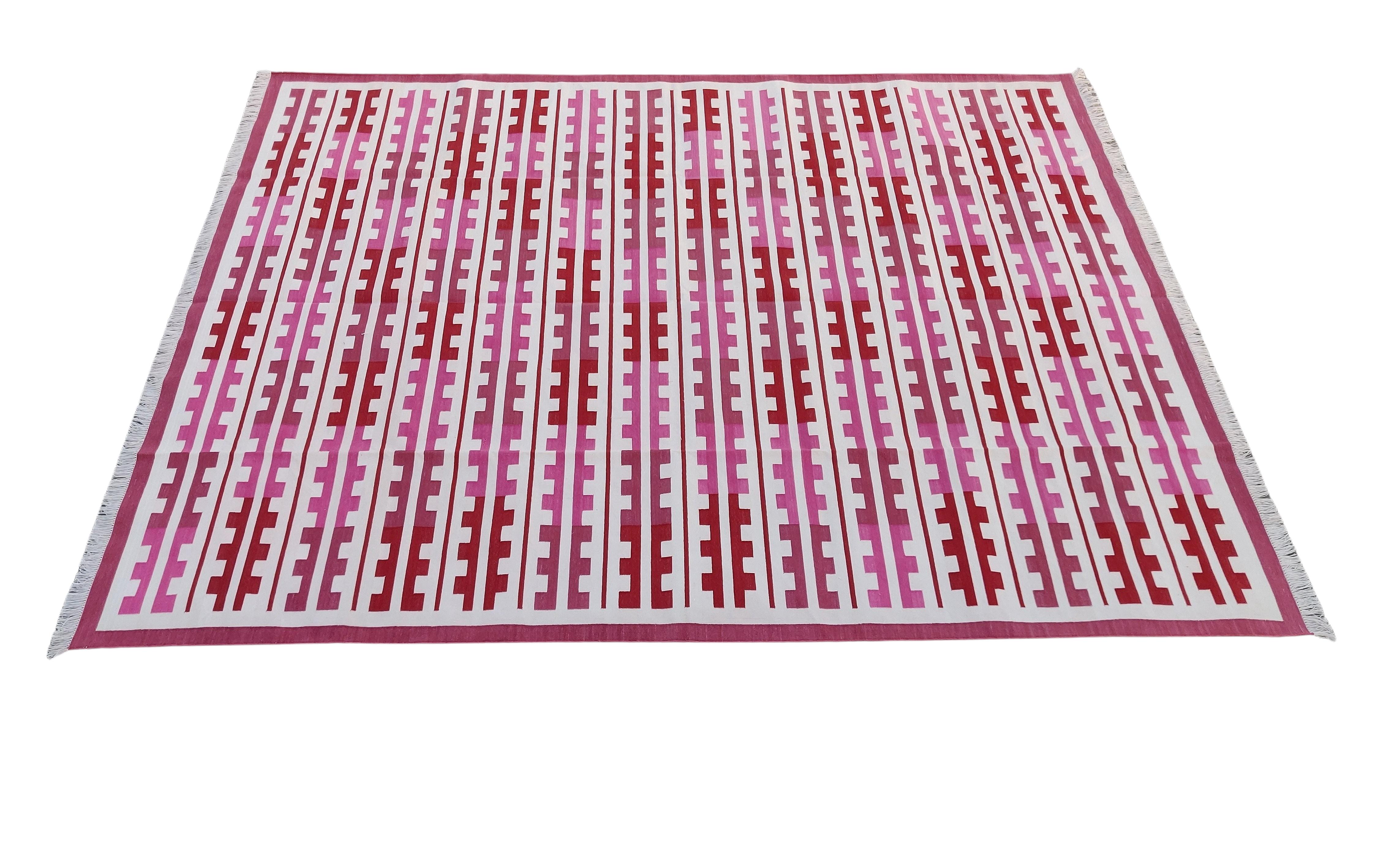 Tapis en coton tissé à plat, 8x10 Rouge et blanc rayé Marianne Dhurrie en vente 2
