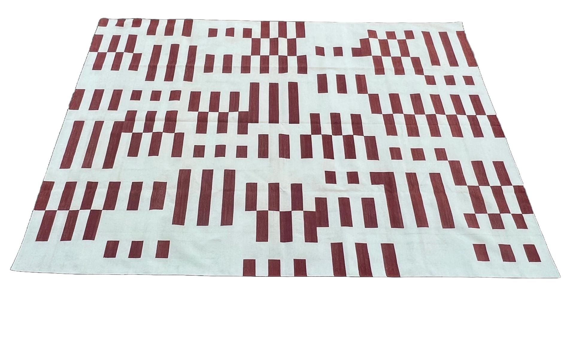 Handmade Cotton Area Flat Weave Rug, 8x10 Red And White Striped Indian Dhurrie For Sale 3