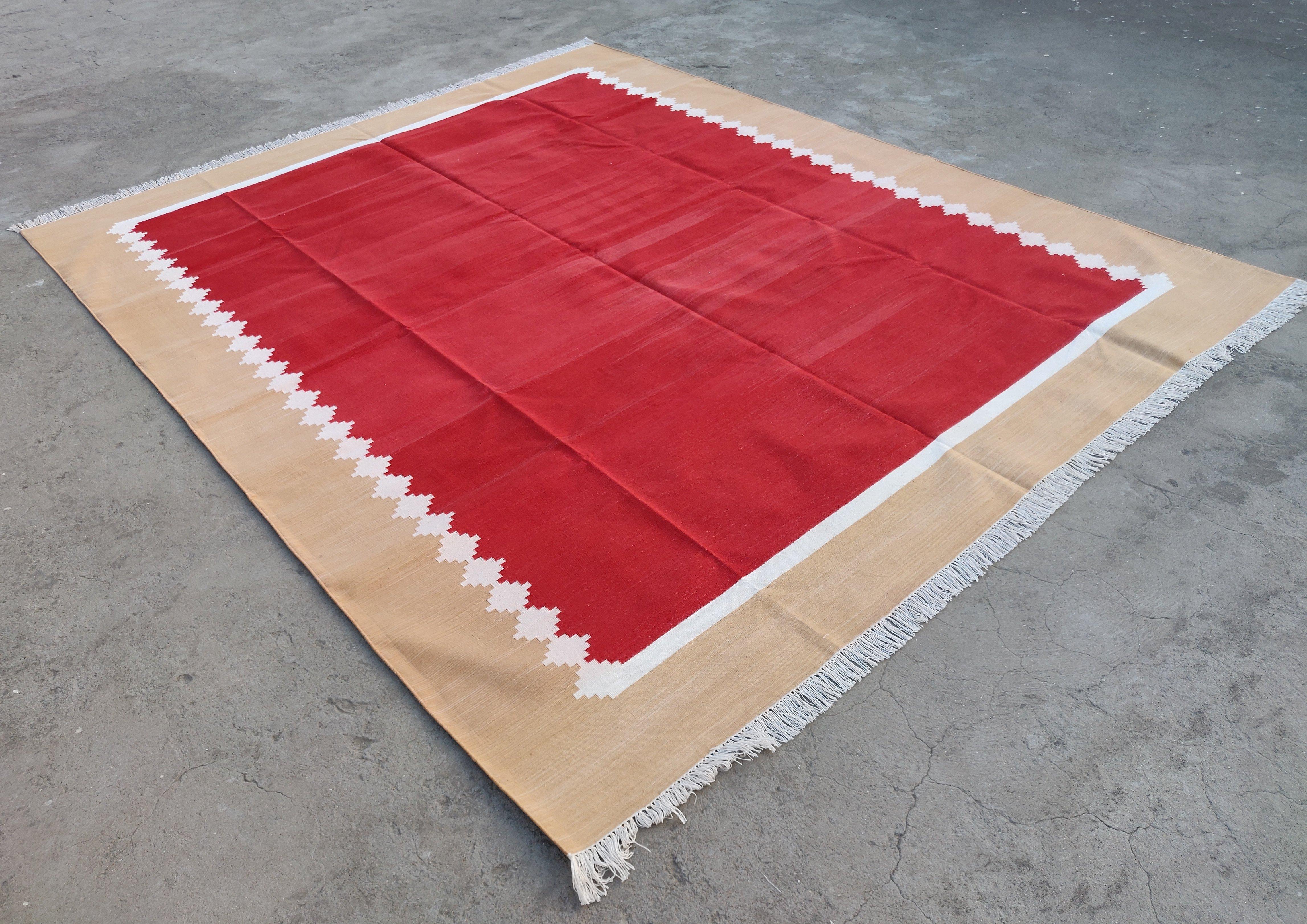 Alfombra de algodón hecha a mano de tejido plano, 8x10 roja, con estrellas color tostado Dhurrie india en venta 3