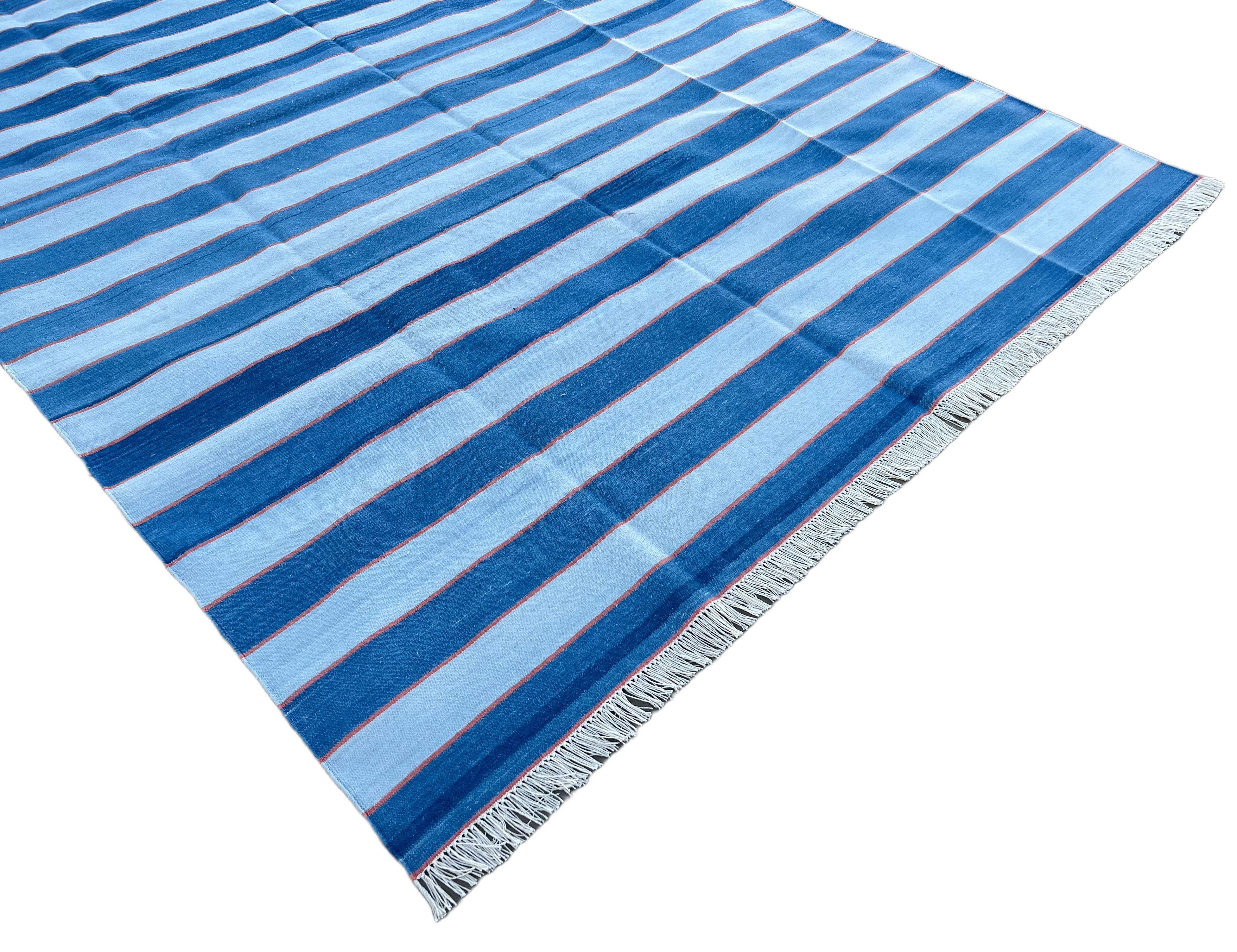 Handgefertigter Flachgewebe-Teppich aus Baumwolle, 9x12, blau und orange gestreifter indischer Dhurrie (Indisch) im Angebot