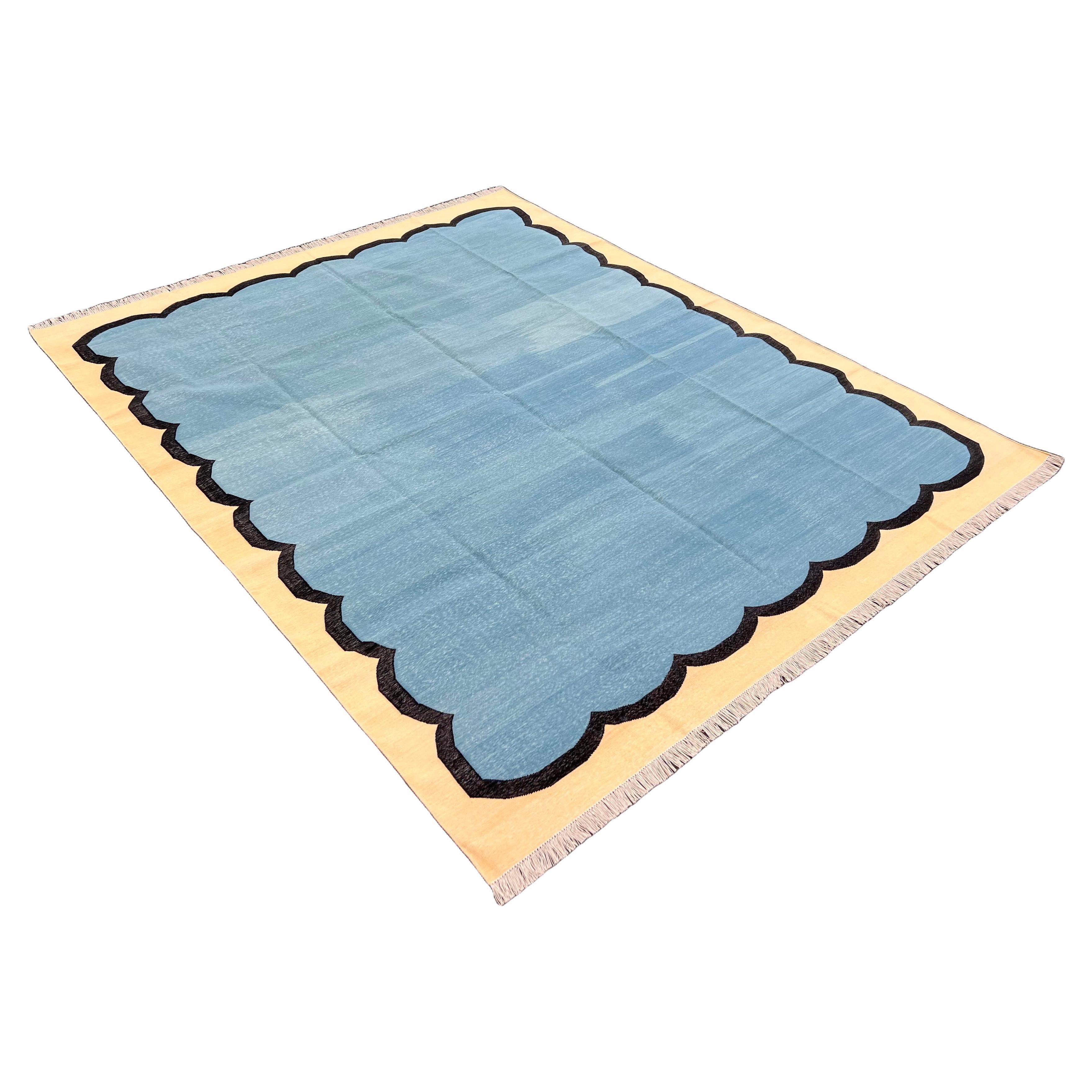 Tappeto a tessitura piatta in cotone fatto a mano, 9x12 blu, crema smerlato, indiano Dhurrie