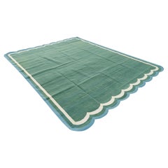 Handgefertigter Flachgewebe-Teppich aus Baumwolle, 9x12, grüner und blauer, gewellter Kelim Dhurrie mit Wellenschliff