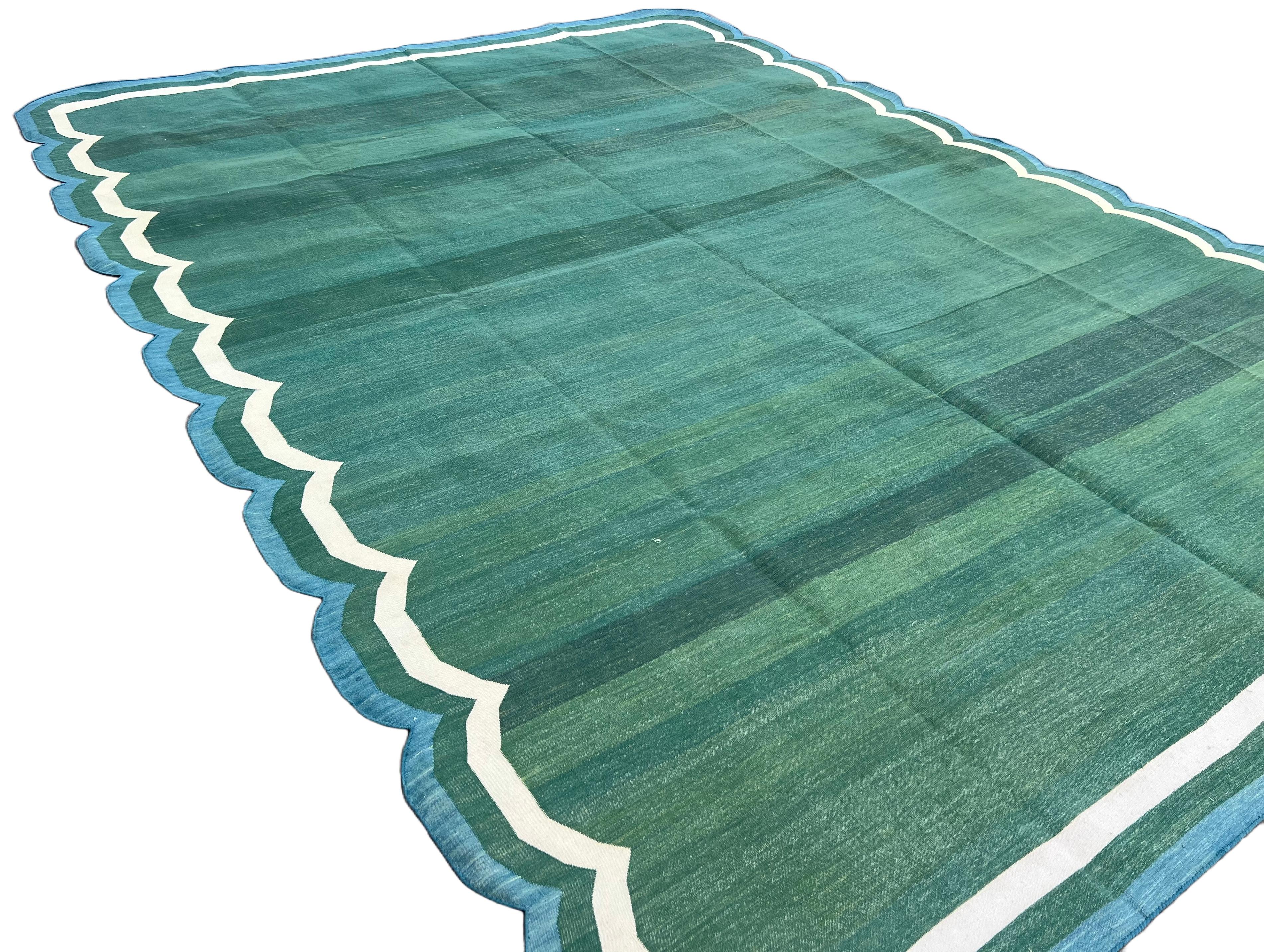 Handmade Cotton Area Flat Weave Rug, 9x12 Green, Blue Scalloped Indian Dhurrie In New Condition For Sale In Jaipur, IN