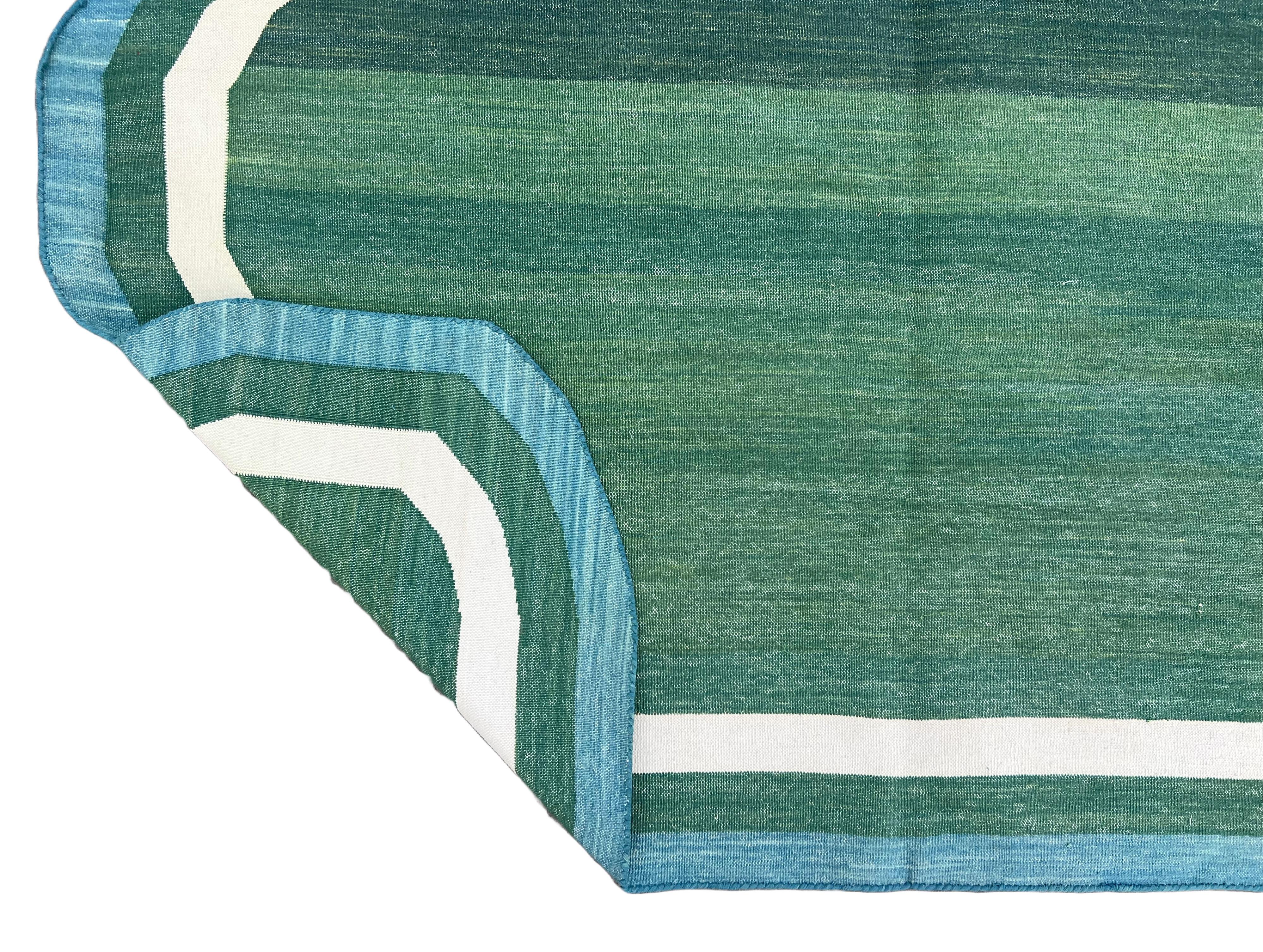 Handmade Cotton Area Flat Weave Rug, 9x12 Green, Blue Scalloped Indian Dhurrie For Sale 3