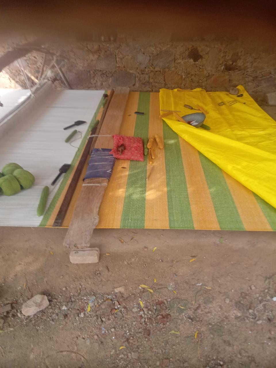 Cotton Natural Vegetable Dyed, Yellow And Green Striped Indian Dhurrie Area Rug, Size - 9'x12' (270x360cm) (Finished Edges / Without Fringes) 
(Stripe Size 6