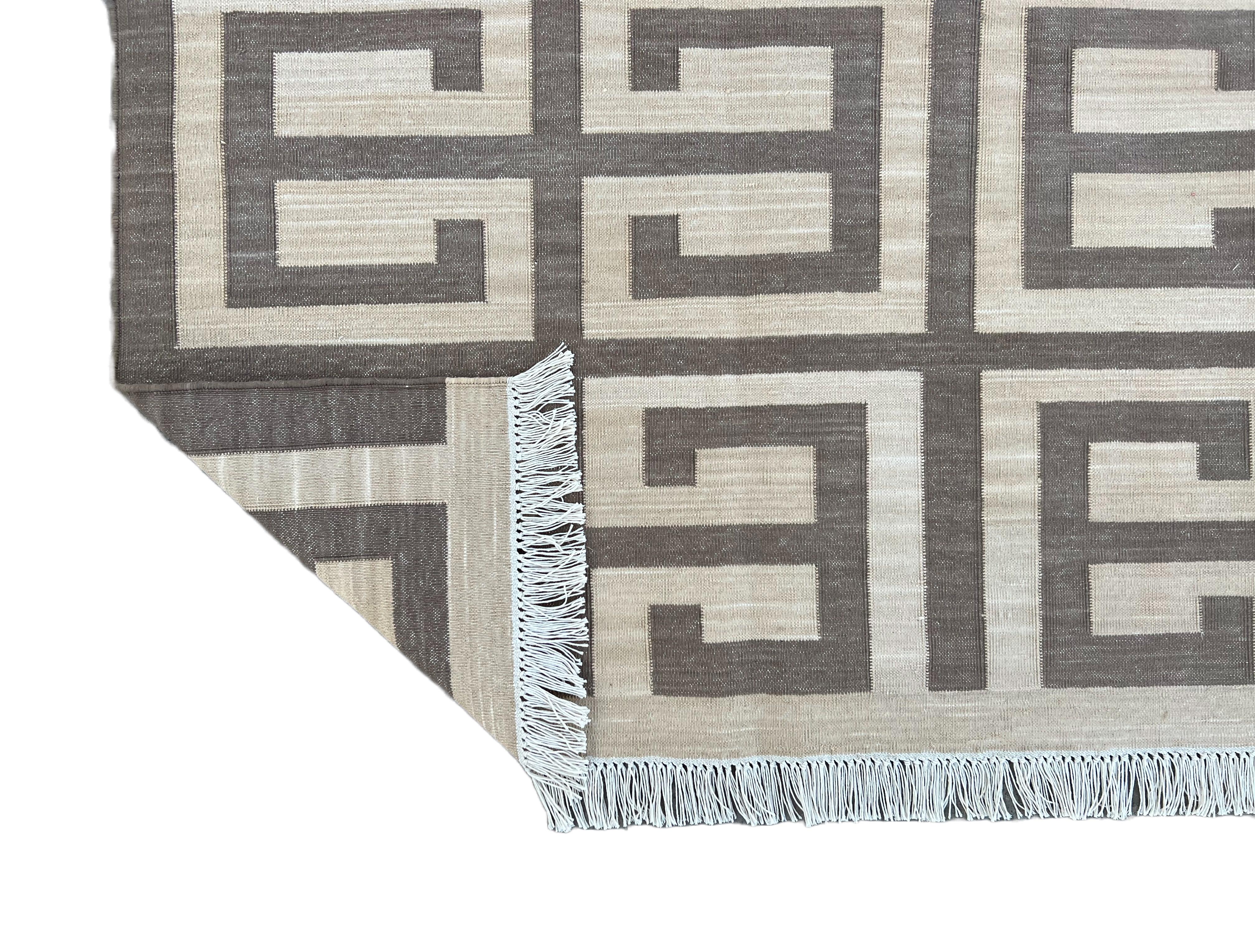 Handmade Cotton Area Flat Weave Rug, Beige & Brown Geometric Indian Dhurrie Rug For Sale 4