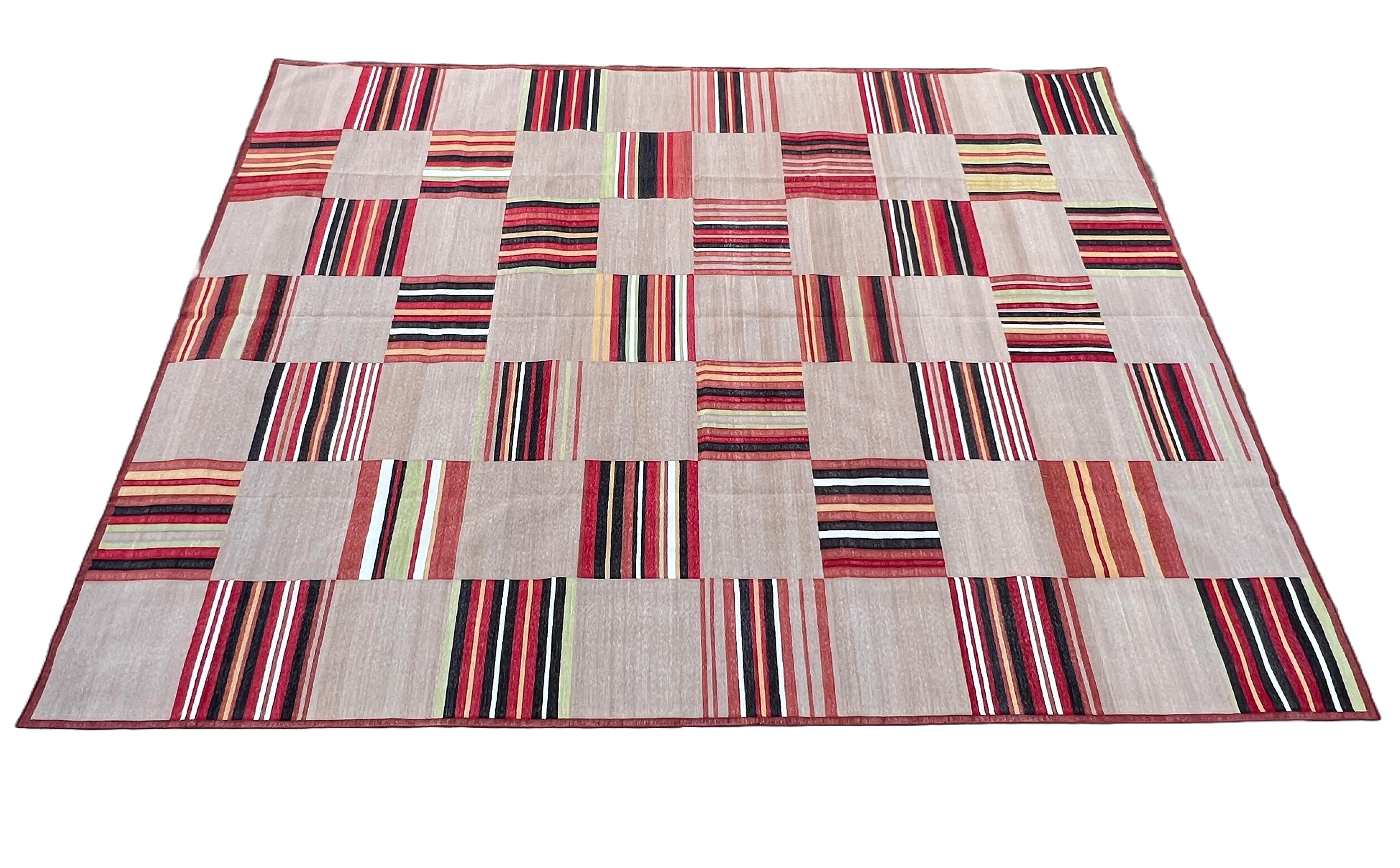 Handmade Cotton Area Flat Weave Rug, Beige & Terracotta Red Tile Pattern Dhurrie For Sale 4