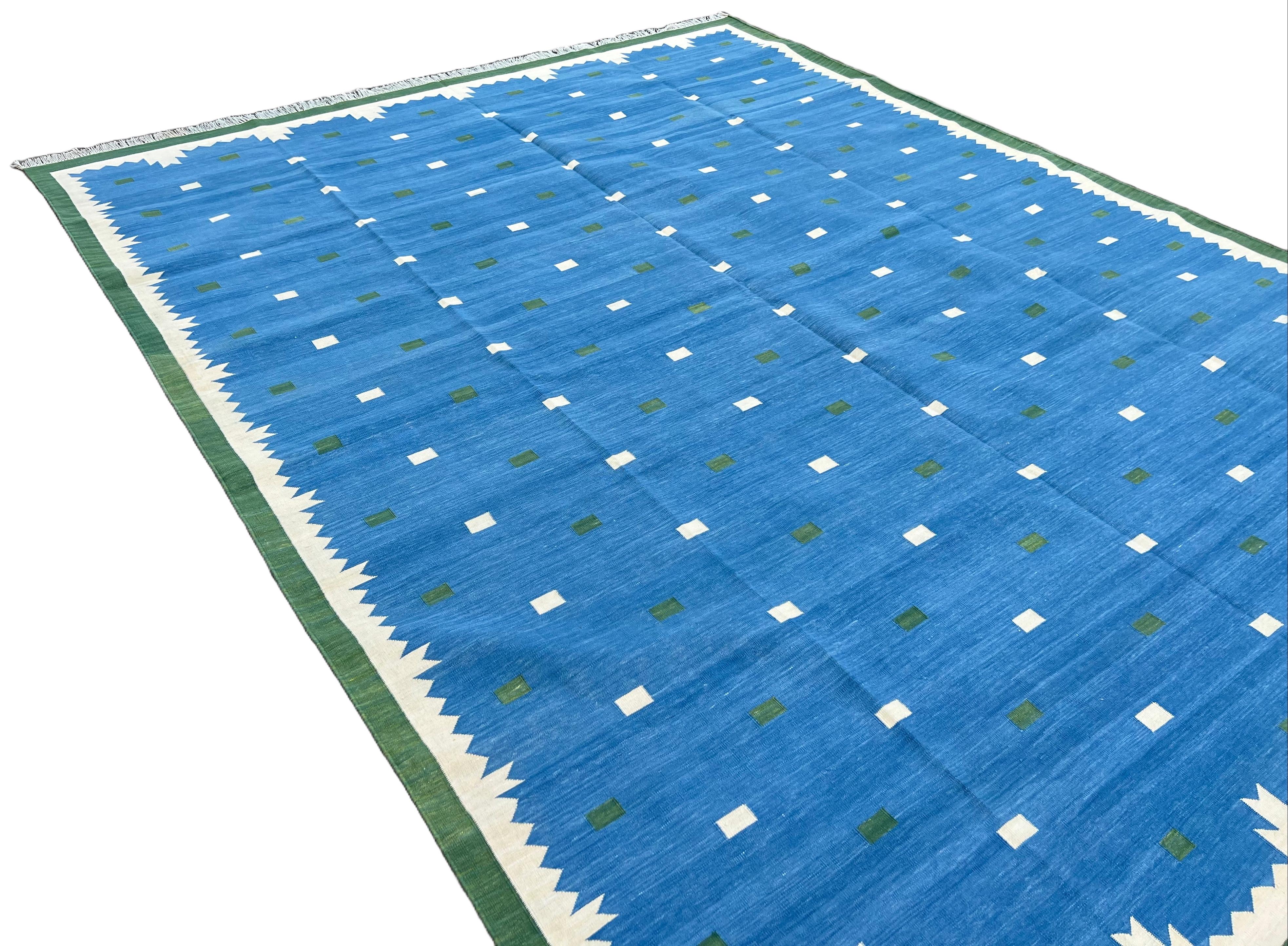 Handmade Cotton Area Flat Weave Rug, Blue And Green Geometric Indian Dhurrie Rug In New Condition For Sale In Jaipur, IN