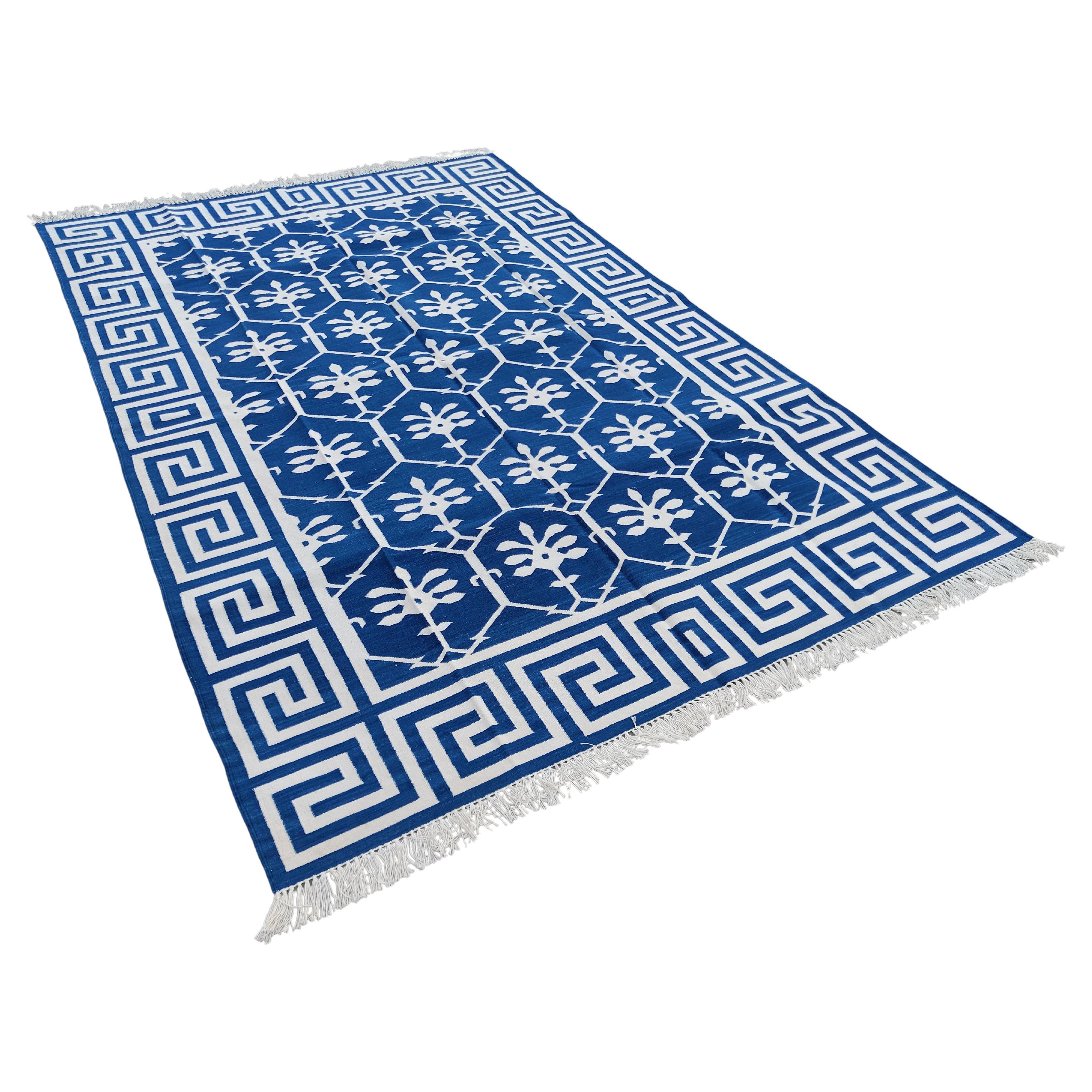 Handmade Cotton Area Flat Weave Rug, Blue And White Flower Indian Dhurrie-6x9 For Sale