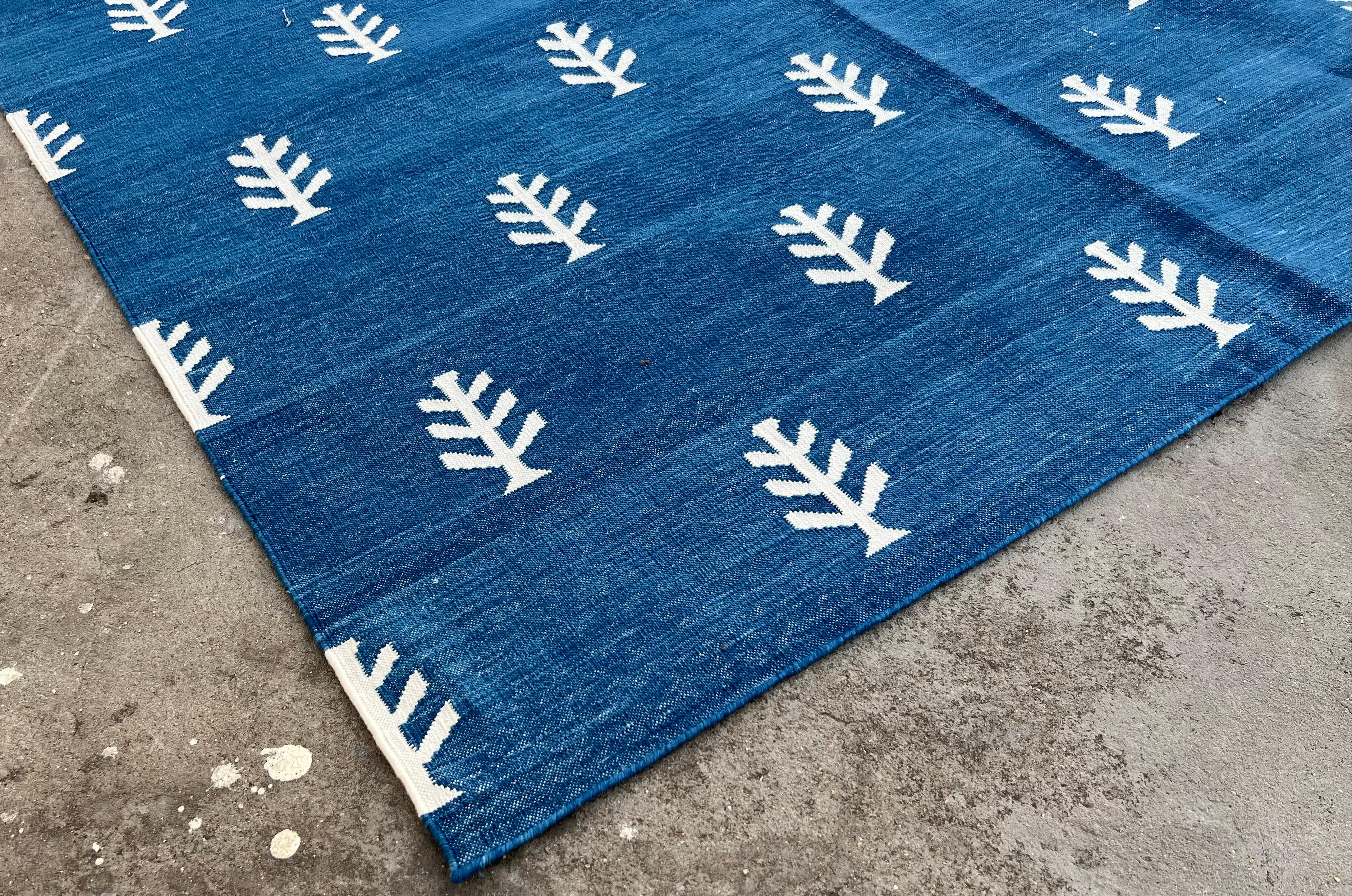 Hand-Woven Handmade Cotton Area Flat Weave Rug, Blue And White Leaf Pattern Indian Dhurrie For Sale