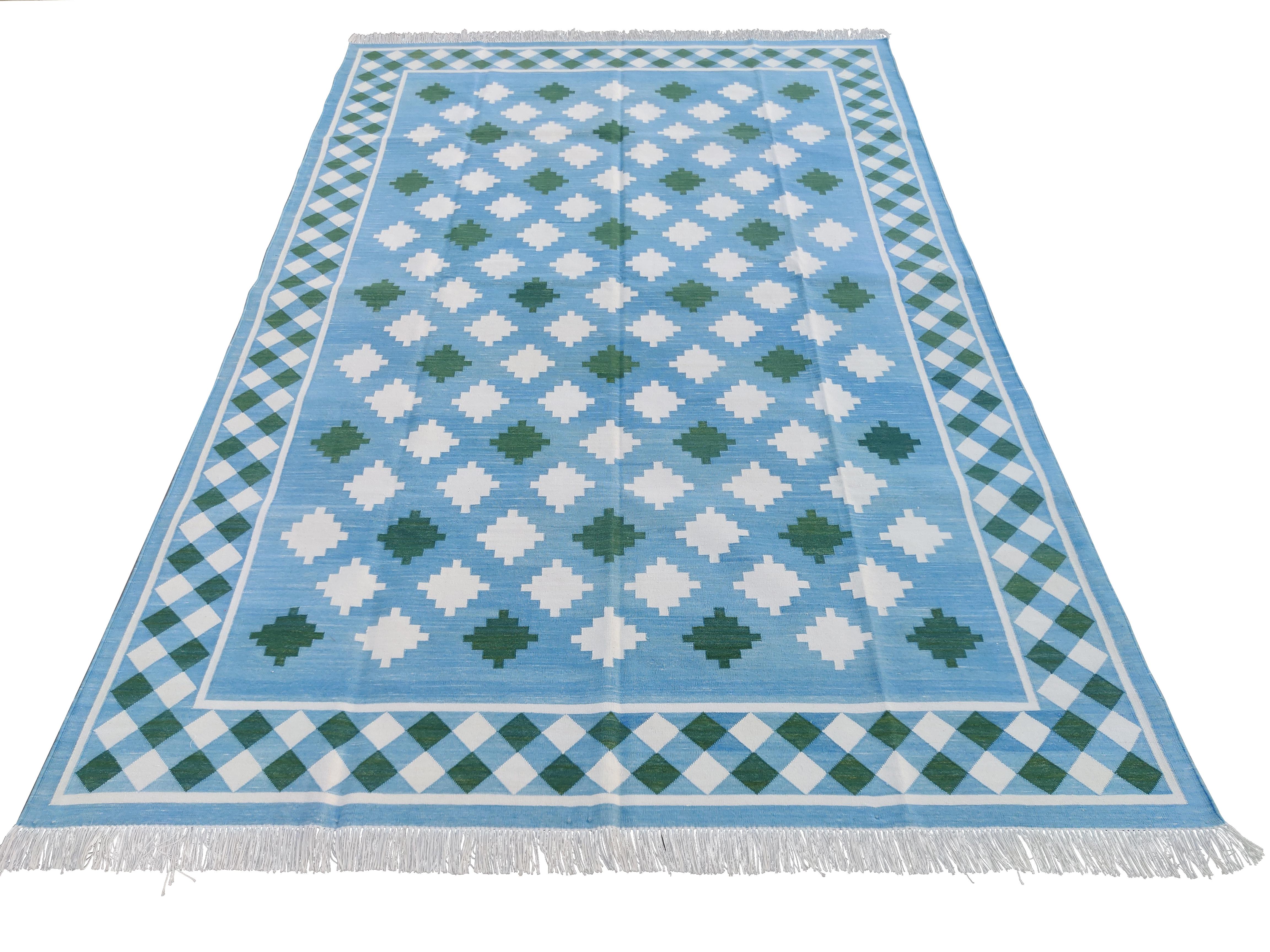 Handgefertigter Flachgewebe-Teppich aus Baumwolle, blauer & grüner indischer Stern-Indianer Dhurrie-Teppich (Handgewebt) im Angebot
