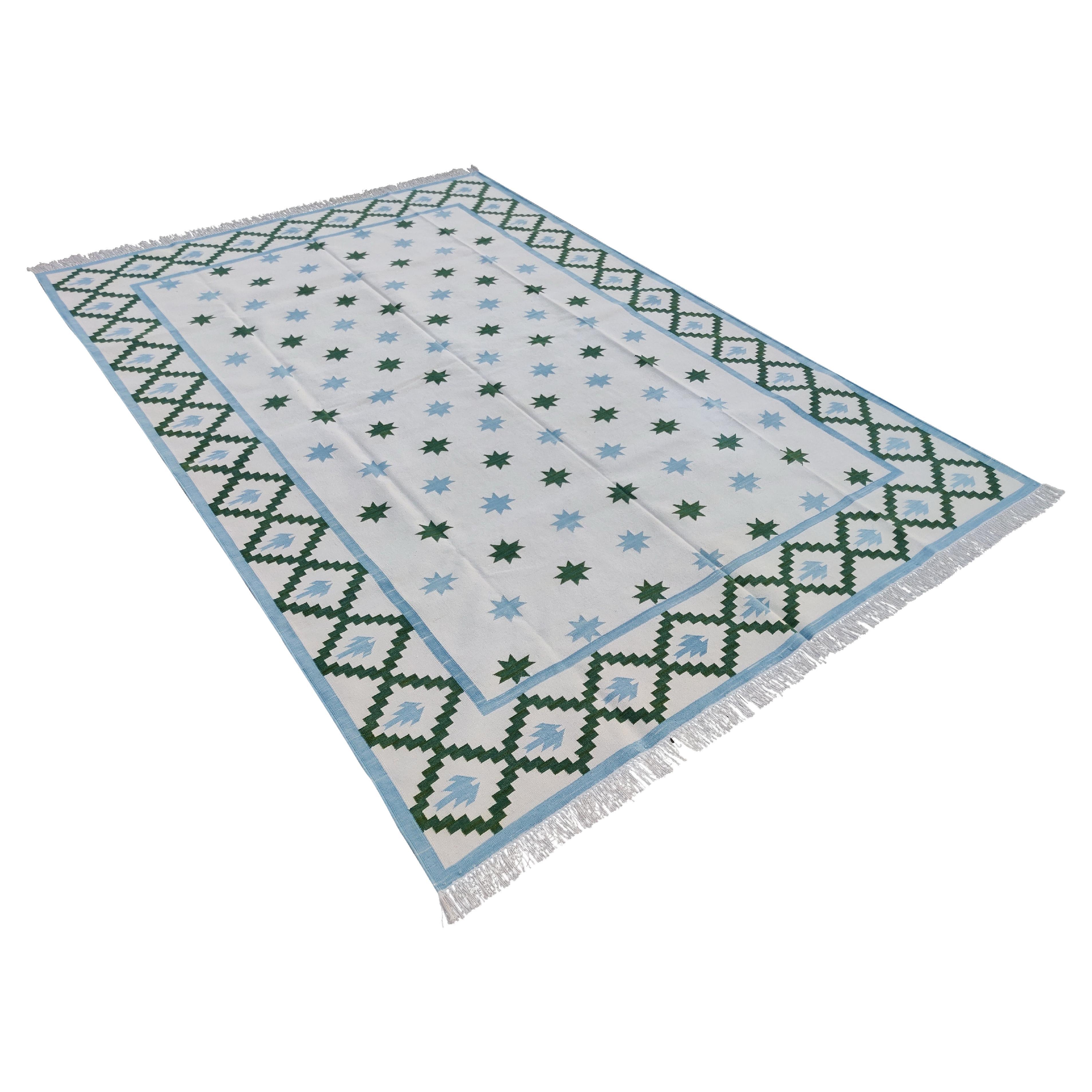 Handgefertigter Flachgewebe-Teppich aus Baumwolle, blauer & grüner indischer Stern-Indianer Dhurrie-Teppich im Angebot