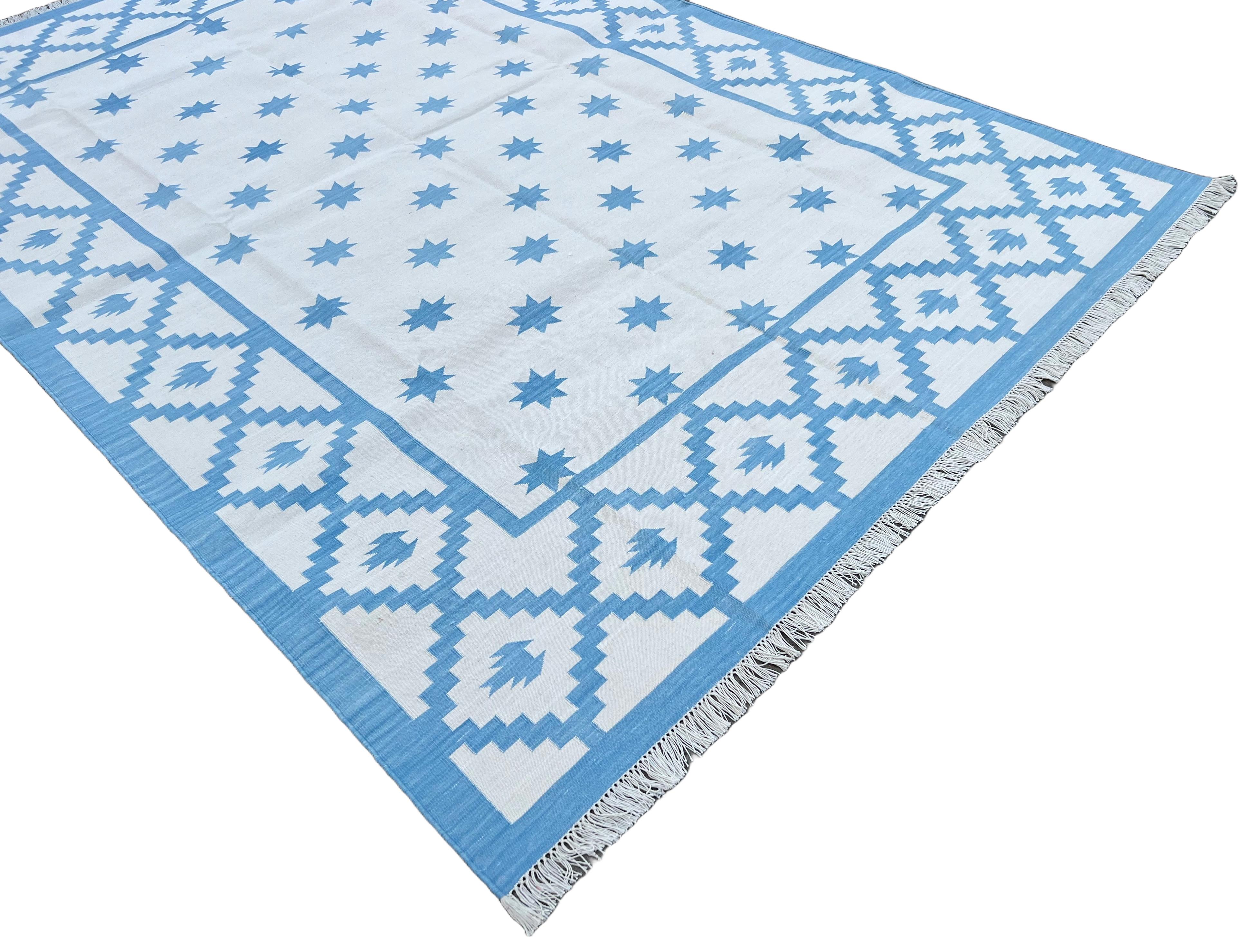 Hand-Woven Handmade Cotton Area Flat Weave Rug, Blue & White Indian Star Geometric Dhurrie For Sale
