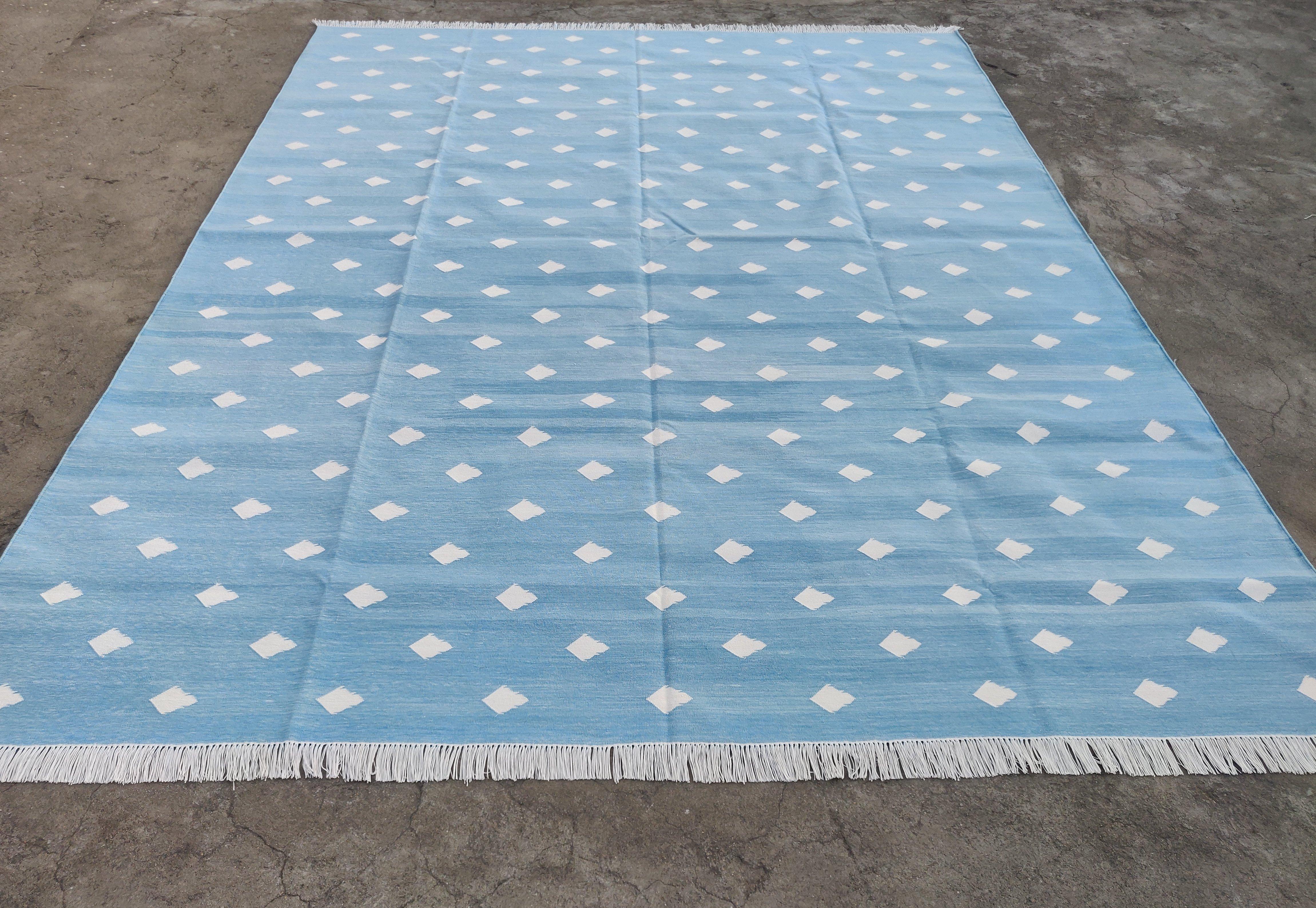Contemporary Handmade Cotton Area Flat Weave Rug, Blue & White Leaf Patterned Indian Dhurrie For Sale