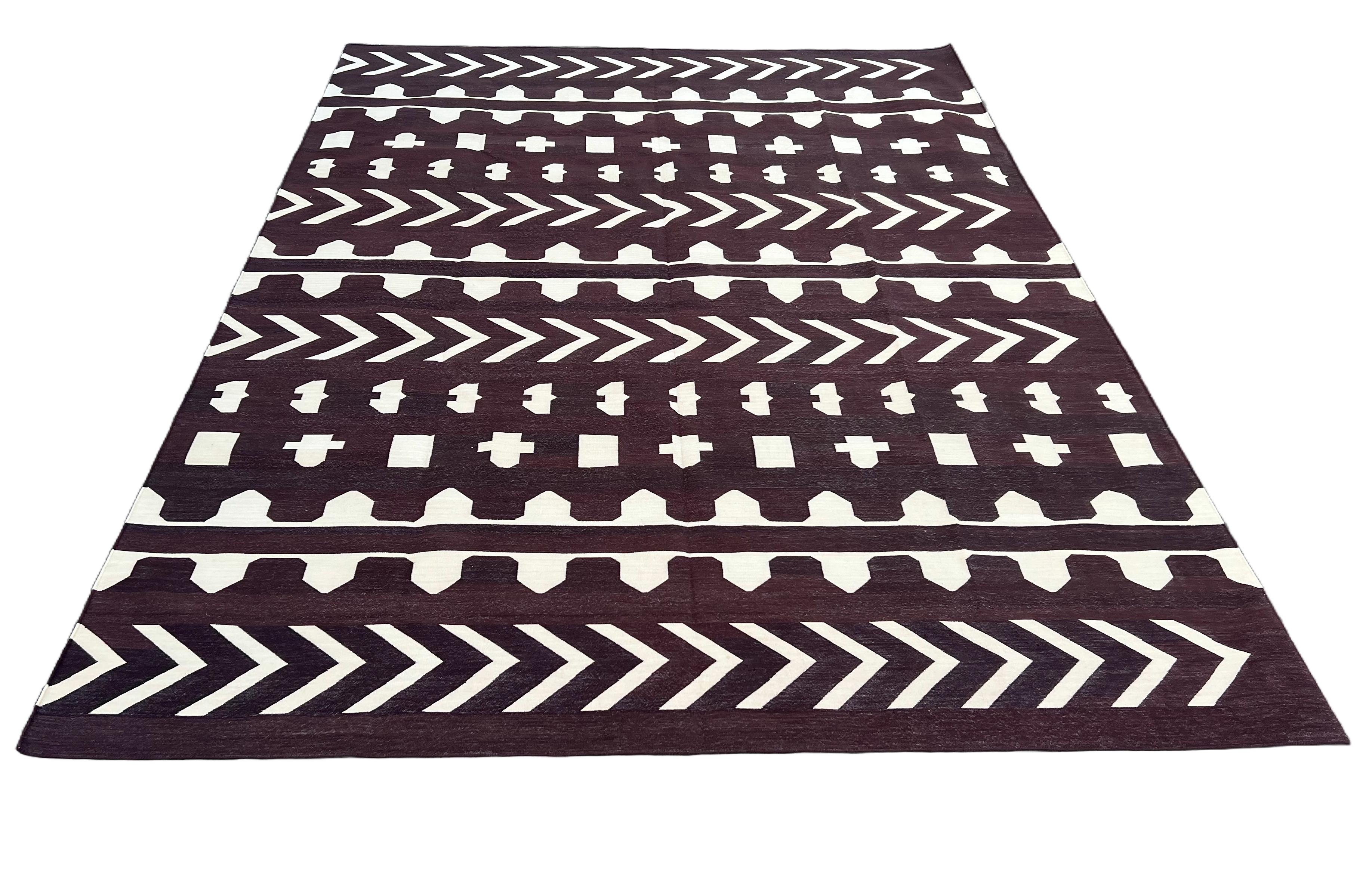 Hand-Woven Handmade Cotton Area Flat Weave Rug, Brown & Cream Geometric Tile Indian Dhurrie For Sale