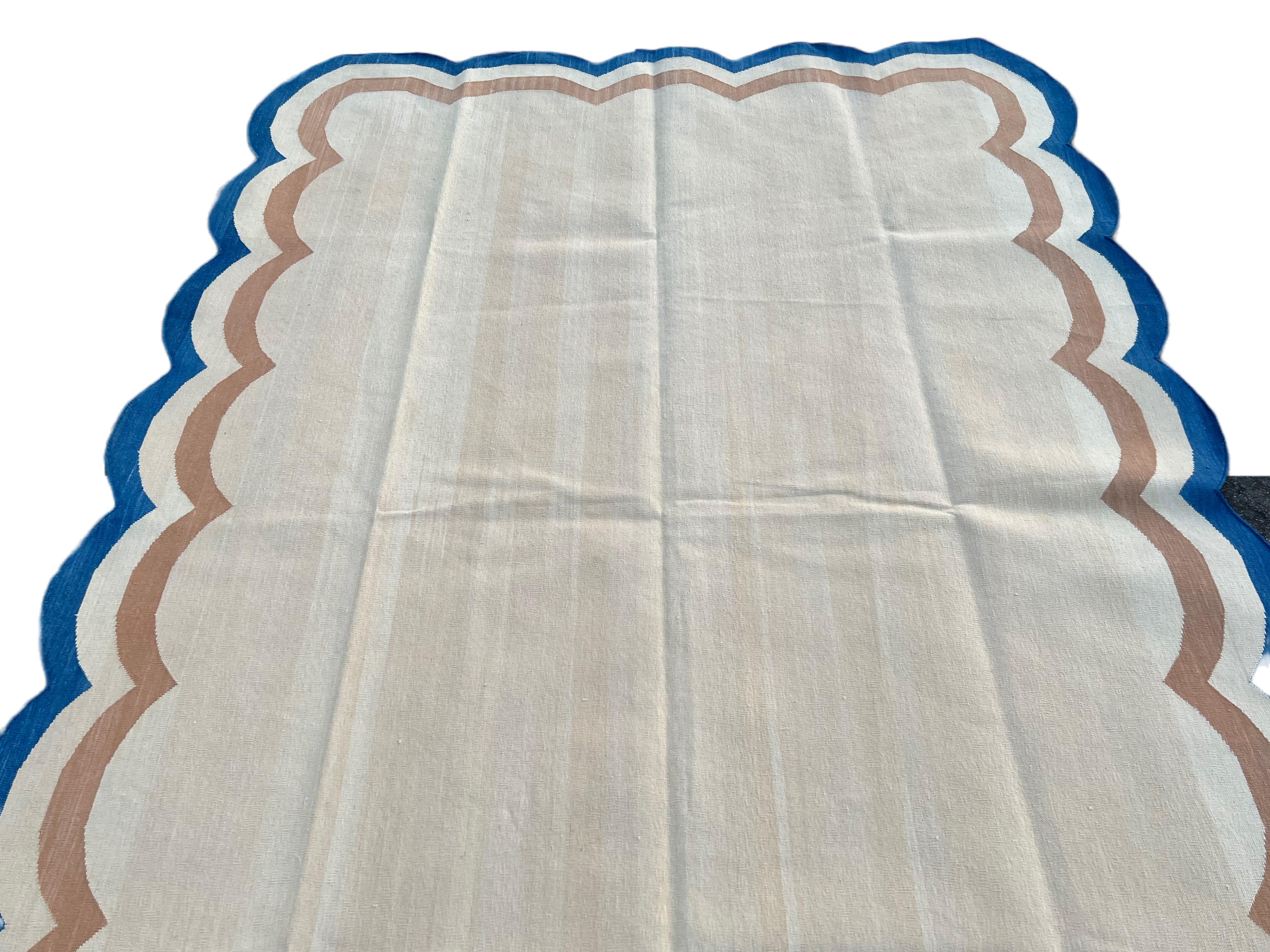 Handmade Cotton Area Flat Weave Rug, Cream And Blue Scalloped Indian Dhurrie Rug For Sale 1