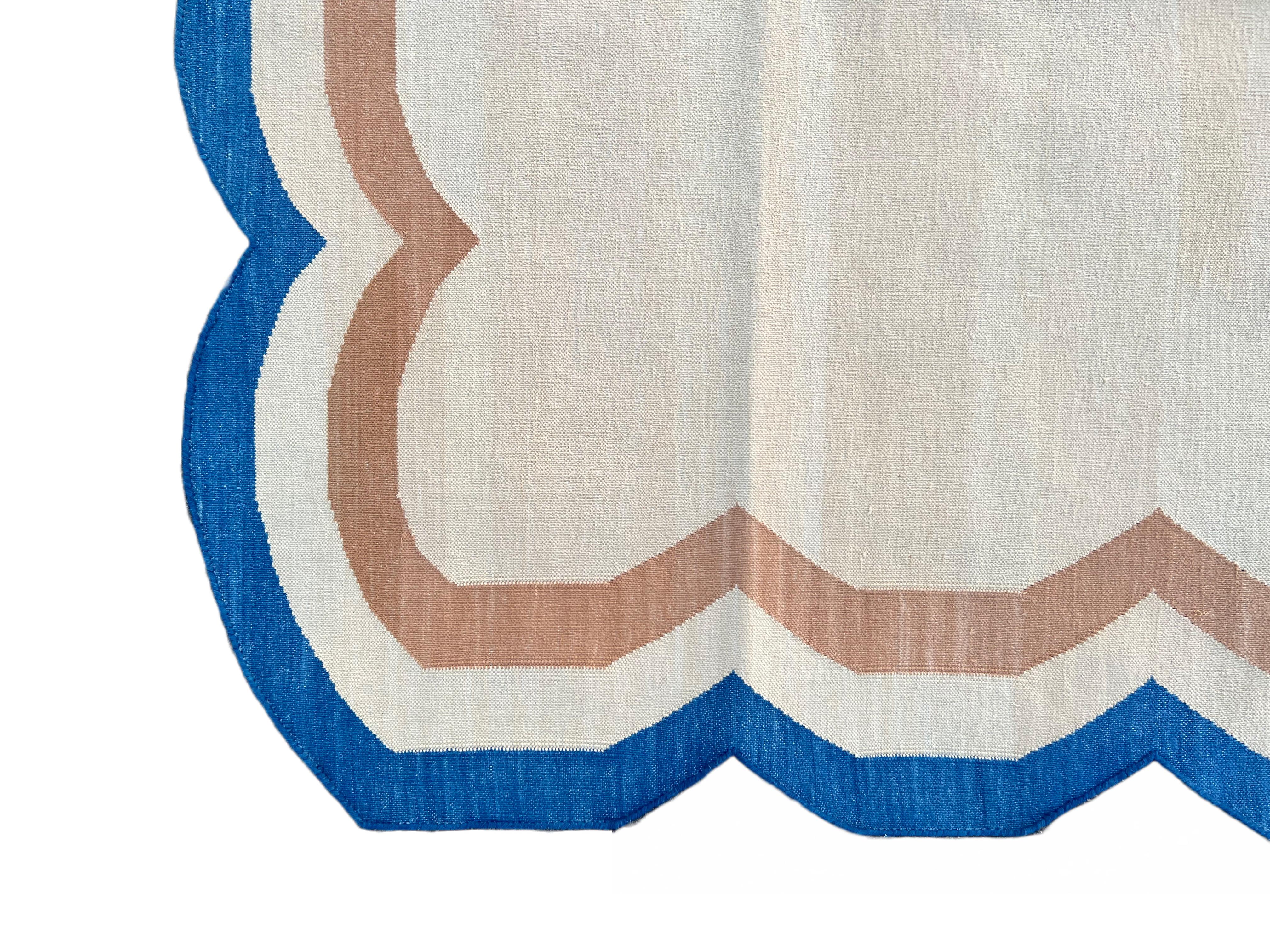 Handmade Cotton Area Flat Weave Rug, Cream And Blue Scalloped Indian Dhurrie Rug For Sale 2