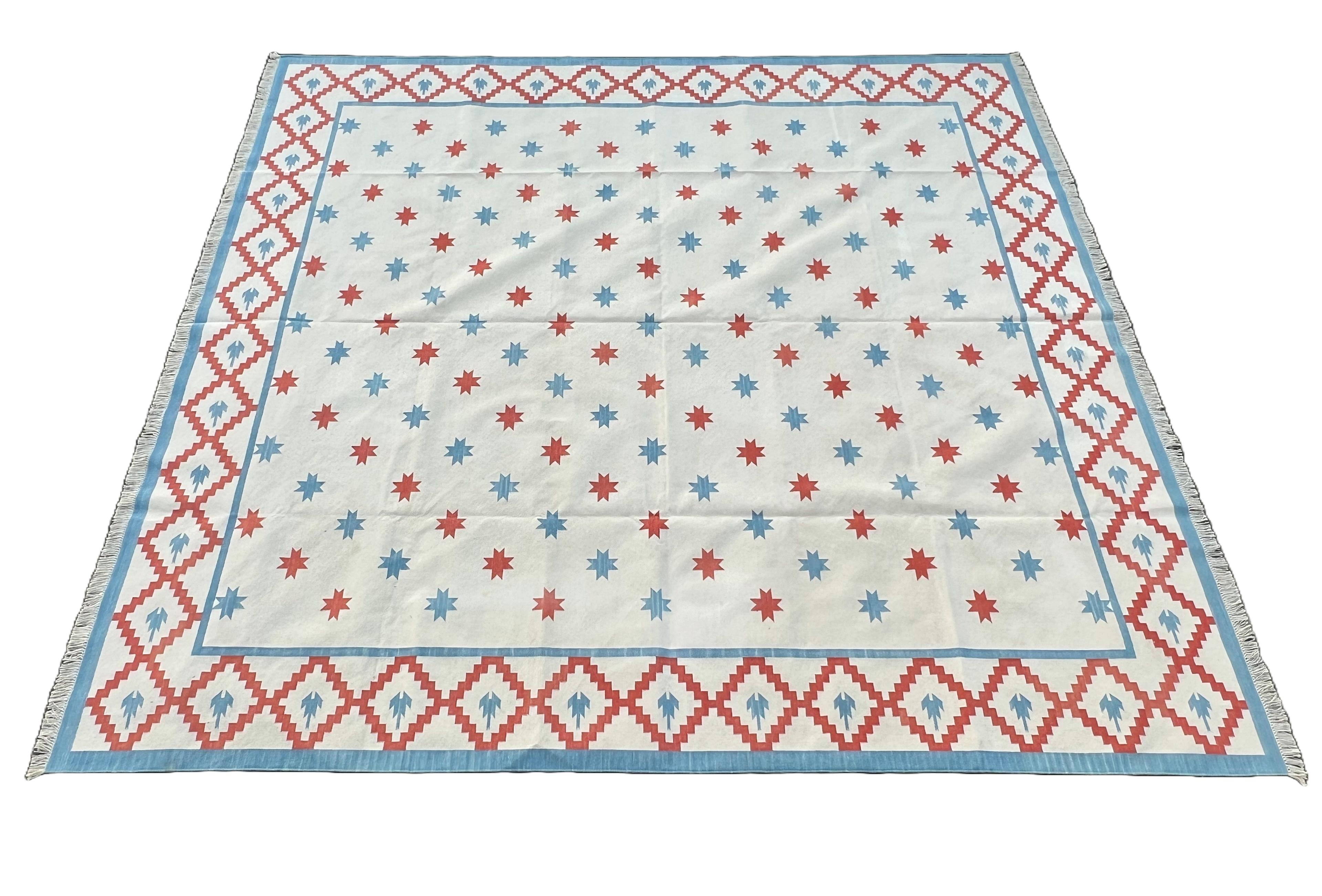 Handmade Cotton Area Flat Weave Rug, Cream And Red Indian Star Geometric Dhurrie For Sale 5