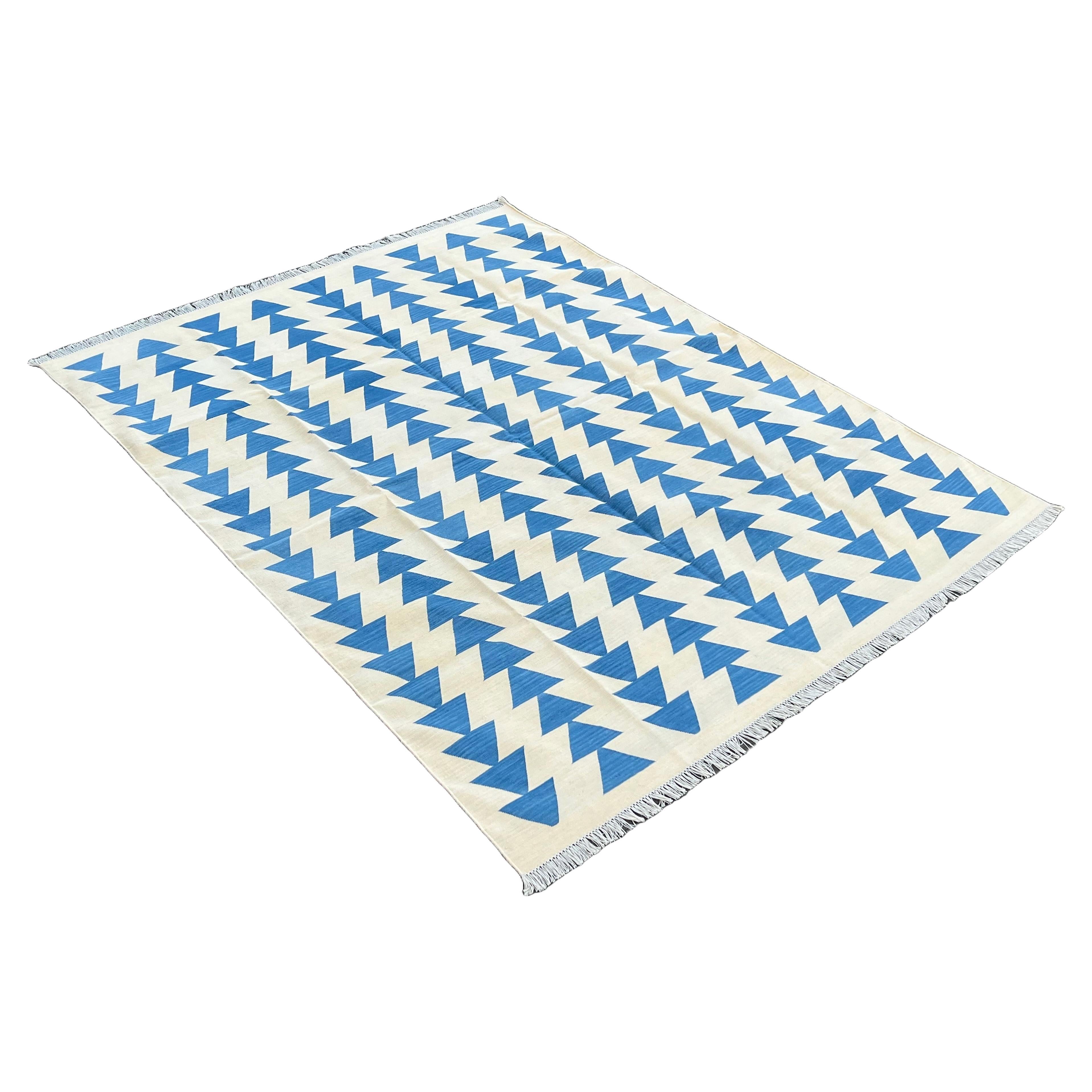 Handmade Cotton Area Flat Weave Rug, Cream & Blue Pyramid Checked Indian Dhurrie For Sale