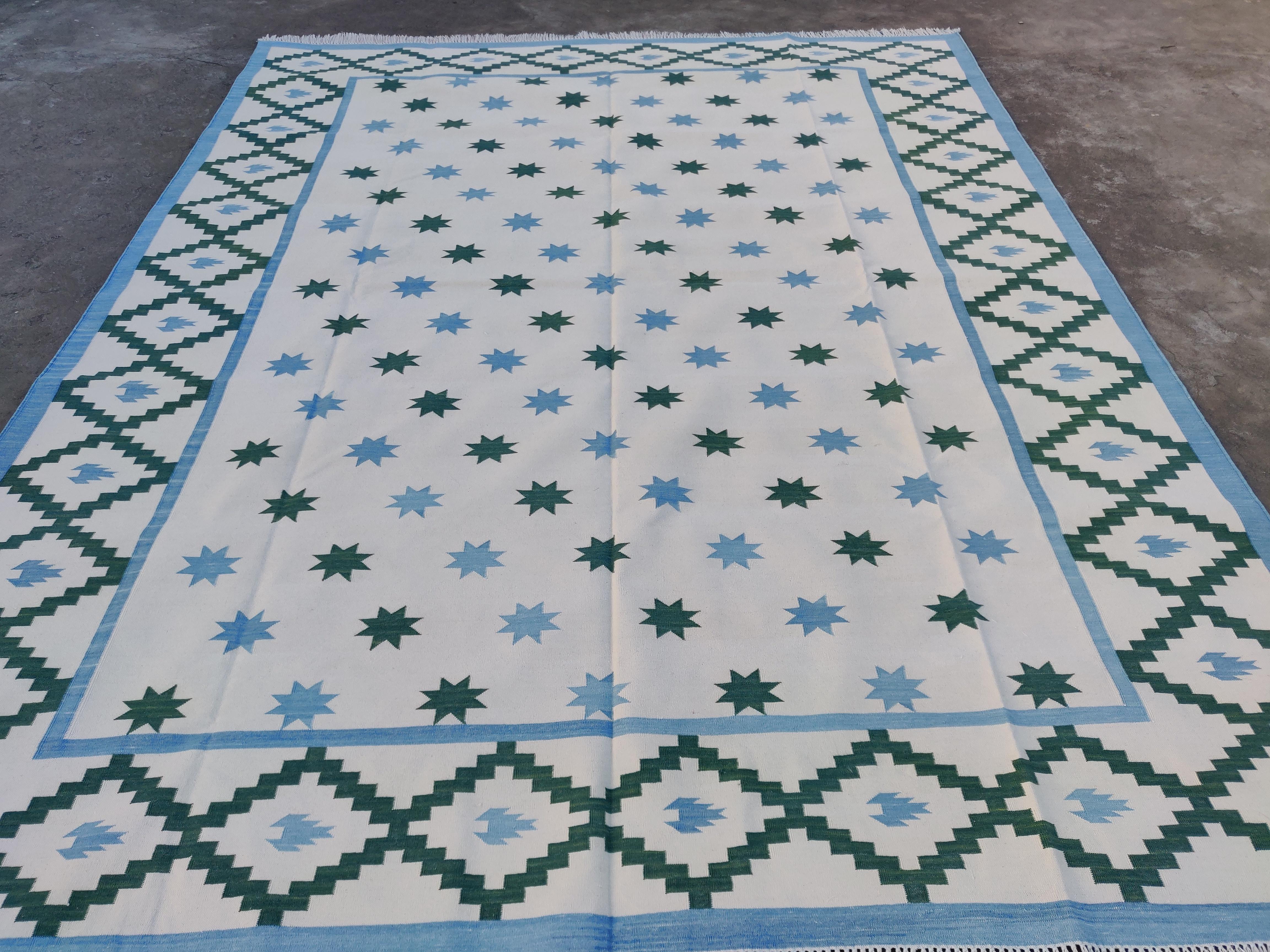 Hand-Woven Handmade Cotton Area Flat Weave Rug, Cream & Blue Star Patterned Indian Dhurrie For Sale