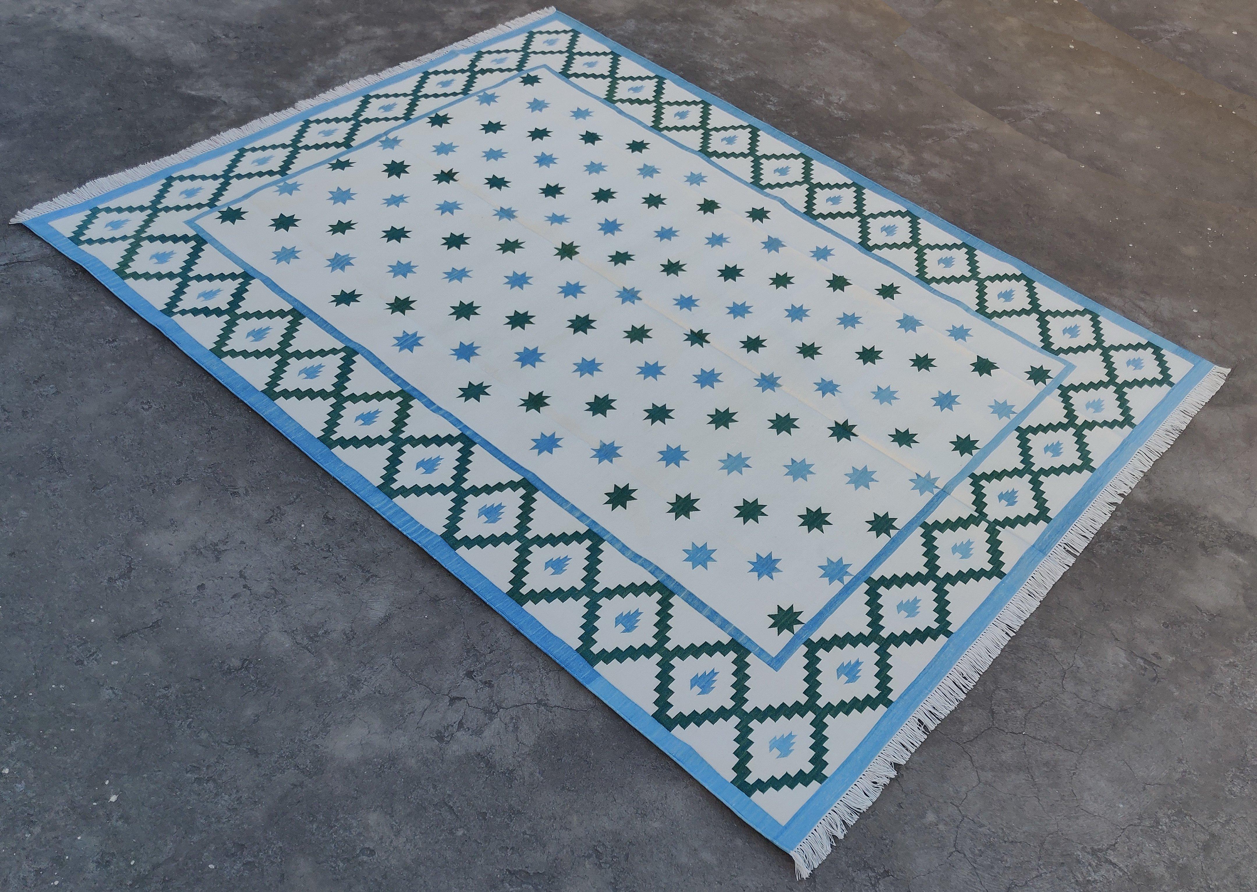 Handmade Cotton Area Flat Weave Rug, Cream & Blue Star Patterned Indian Dhurrie For Sale 3
