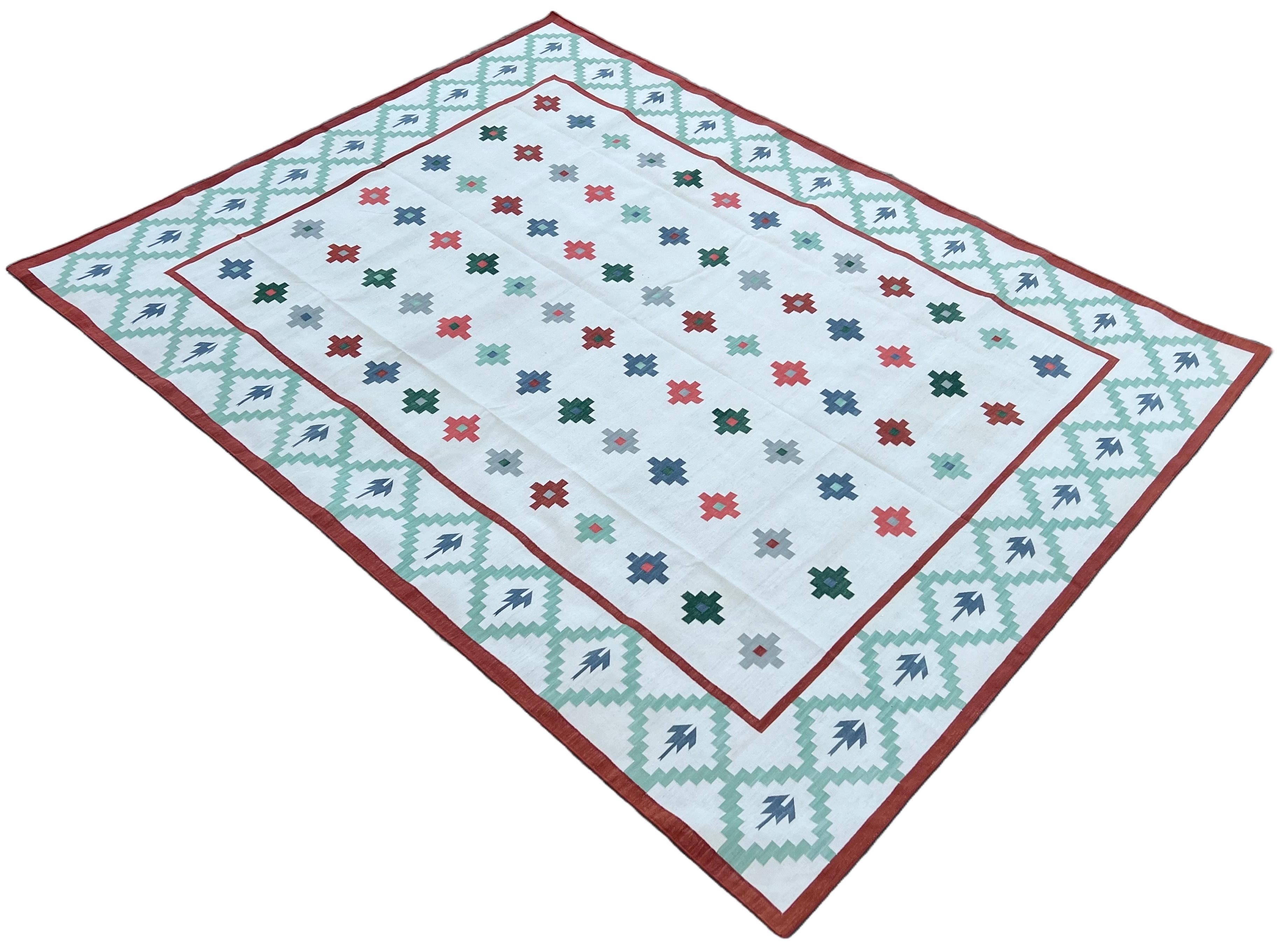 Mid-Century Modern Handmade Cotton Area Flat Weave Rug, Cream & Green Indian Star Geometric Dhurrie For Sale