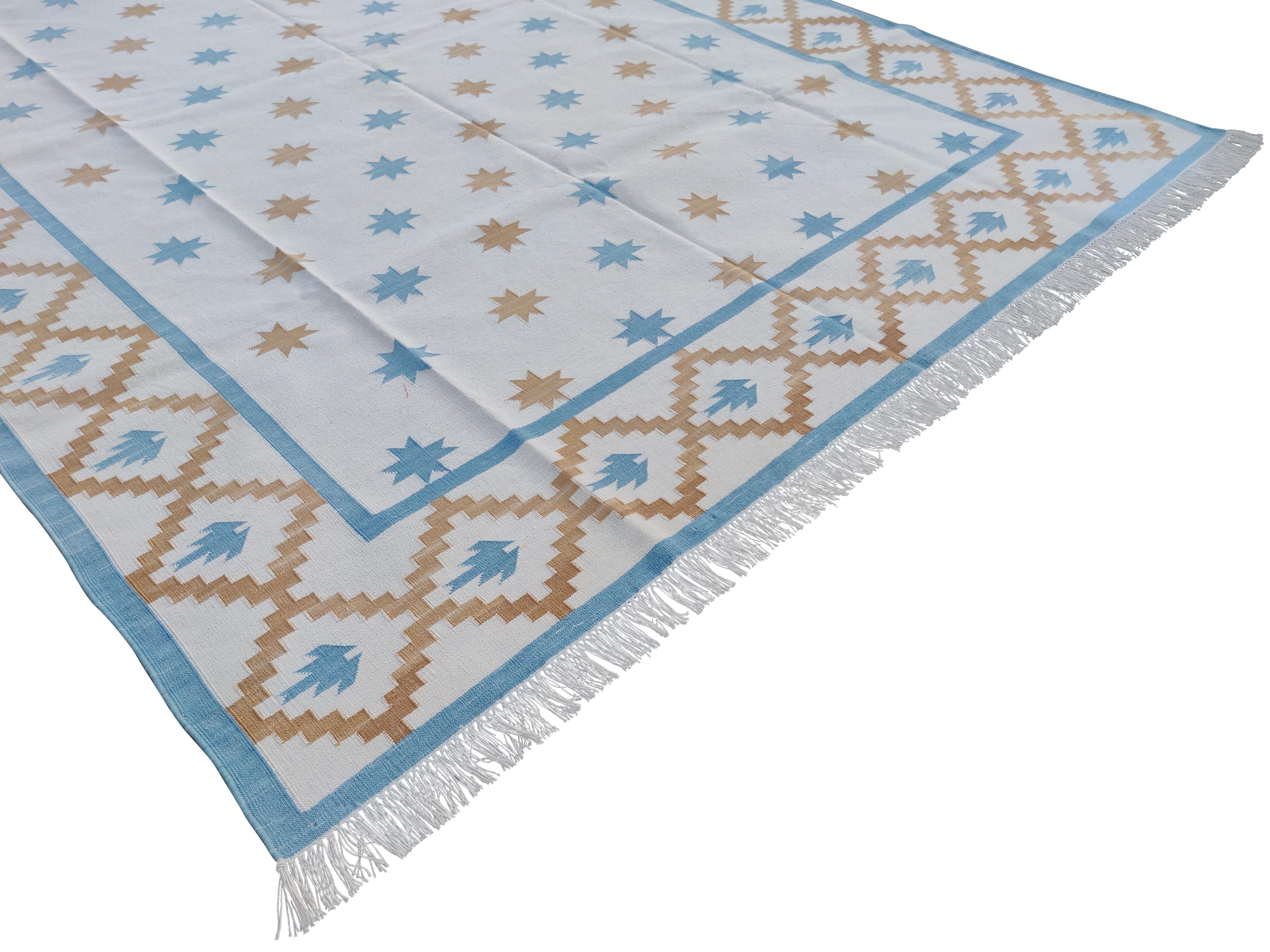 Mid-Century Modern Handmade Cotton Area Flat Weave Rug, Cream, Tan, Blue Indian Star Indian Dhurrie For Sale