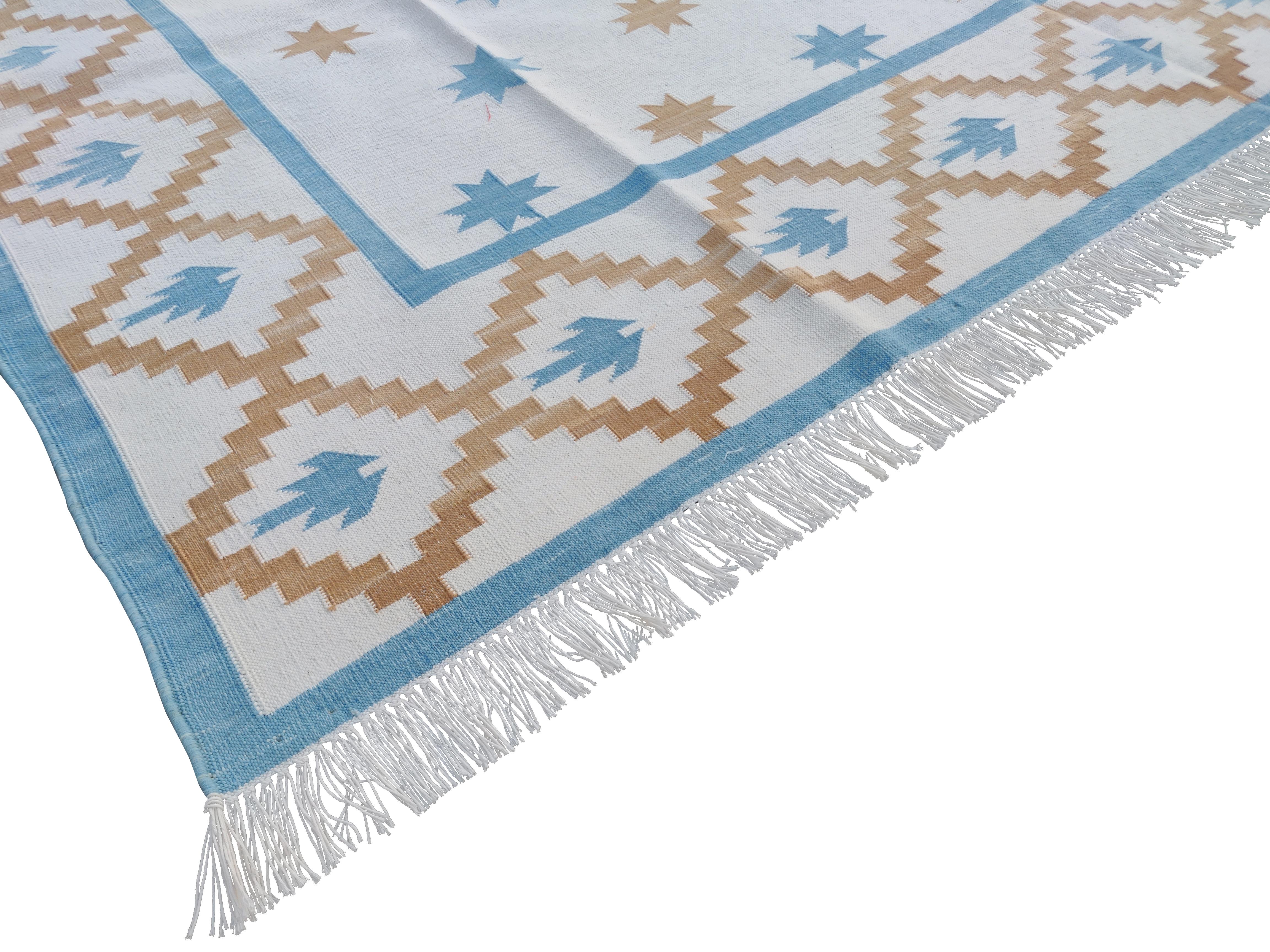 Hand-Woven Handmade Cotton Area Flat Weave Rug, Cream, Tan, Blue Indian Star Indian Dhurrie For Sale