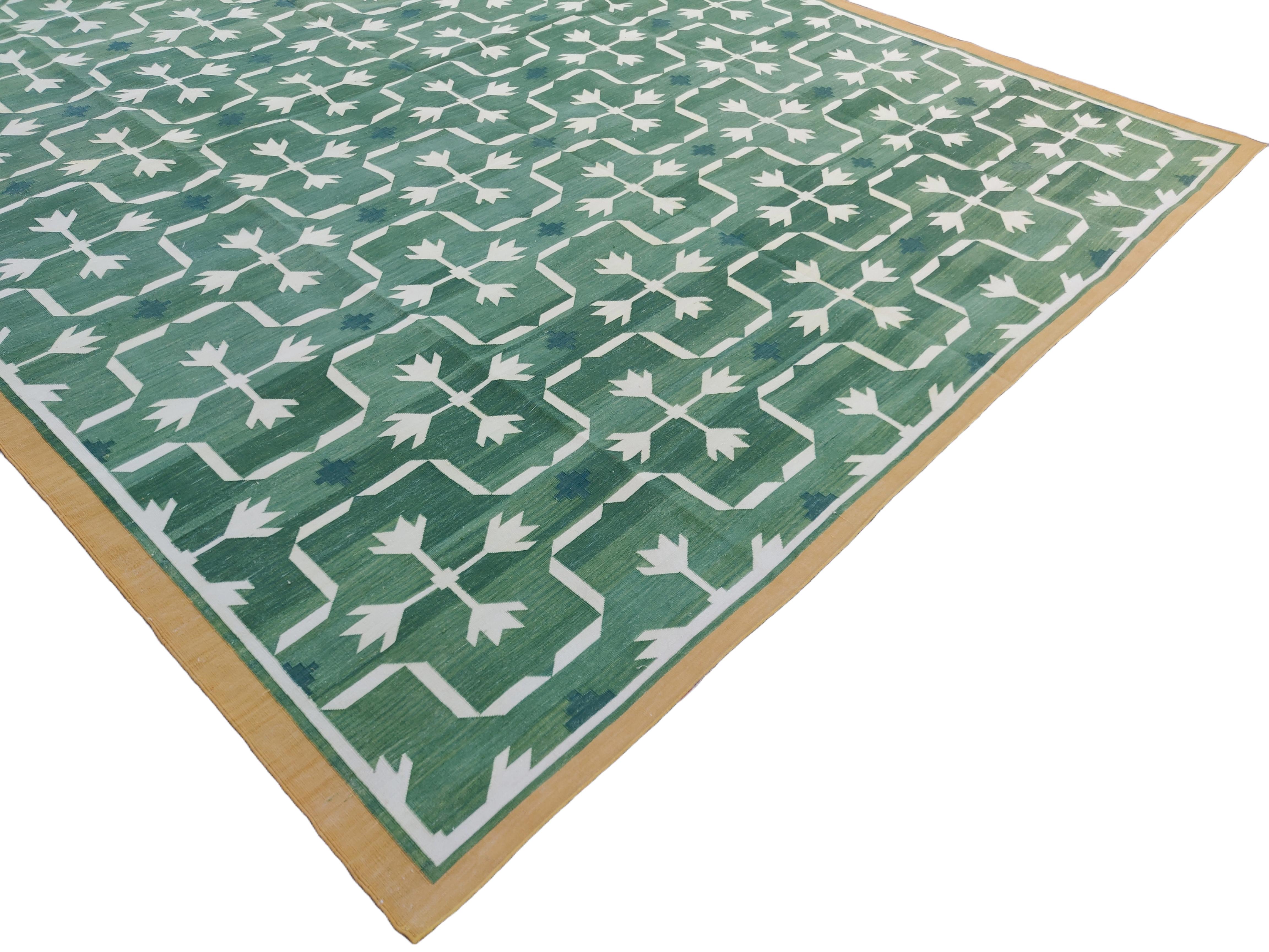 Handmade Cotton Area Flat Weave Rug, Green And White Leaf Pattern Indian Dhurrie For Sale 2