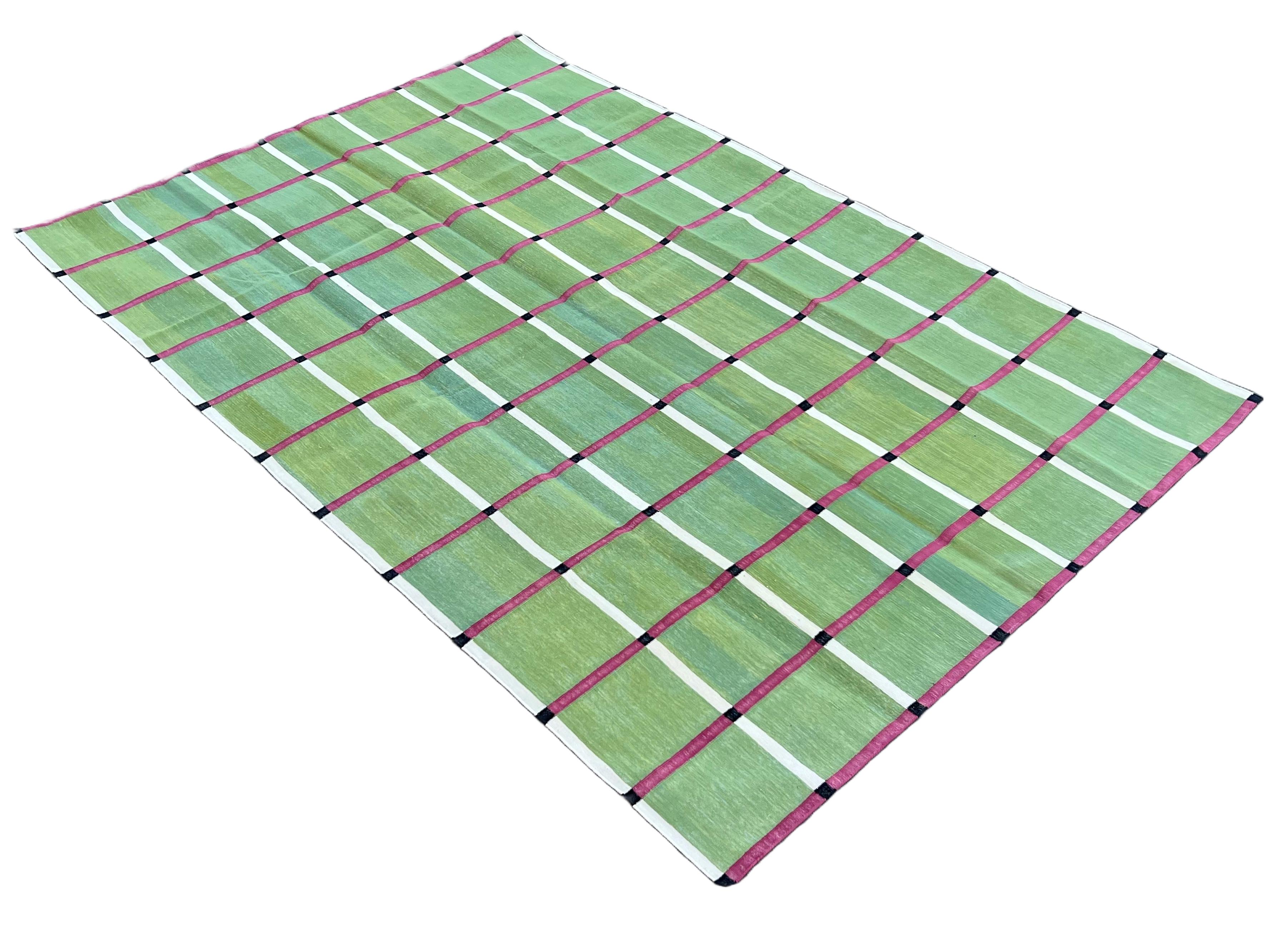 Handmade Cotton Area Flat Weave Rug, Green, Pink Windowpane Check Indian Dhurrie For Sale 4