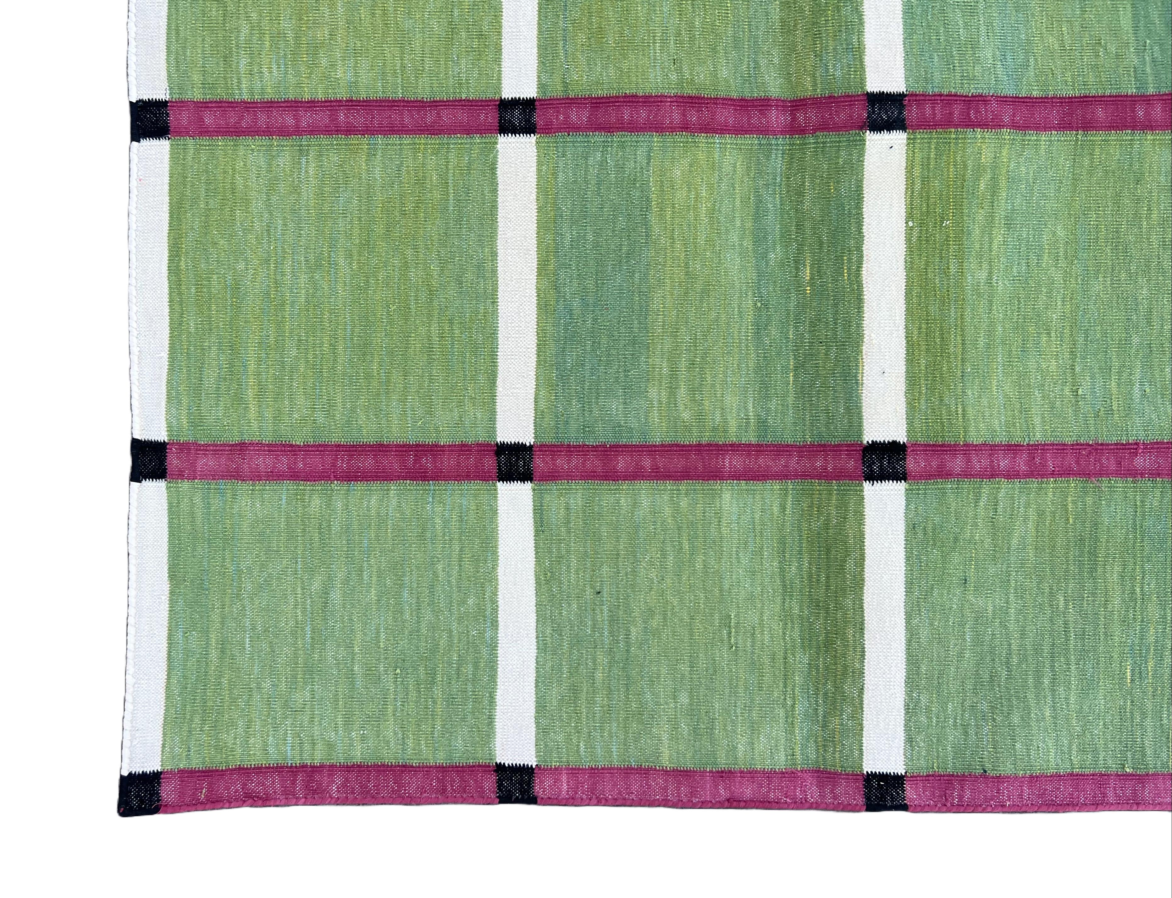 Handmade Cotton Area Flat Weave Rug, Green, Pink Windowpane Check Indian Dhurrie For Sale 2