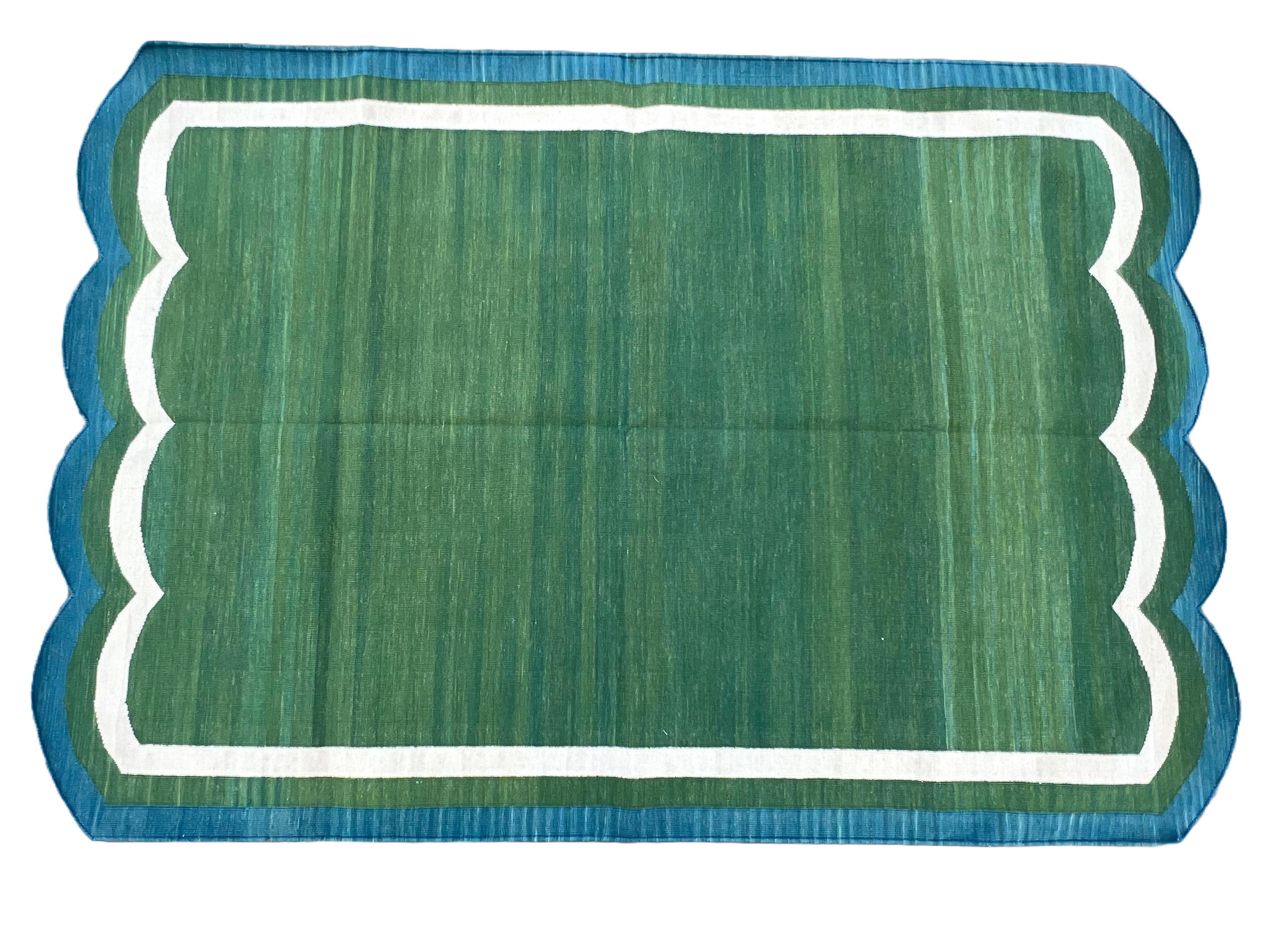 Arts and Crafts Handmade Cotton Area Flat Weave Rug, Green & Teal Blue Scalloped Indian Dhurrie For Sale