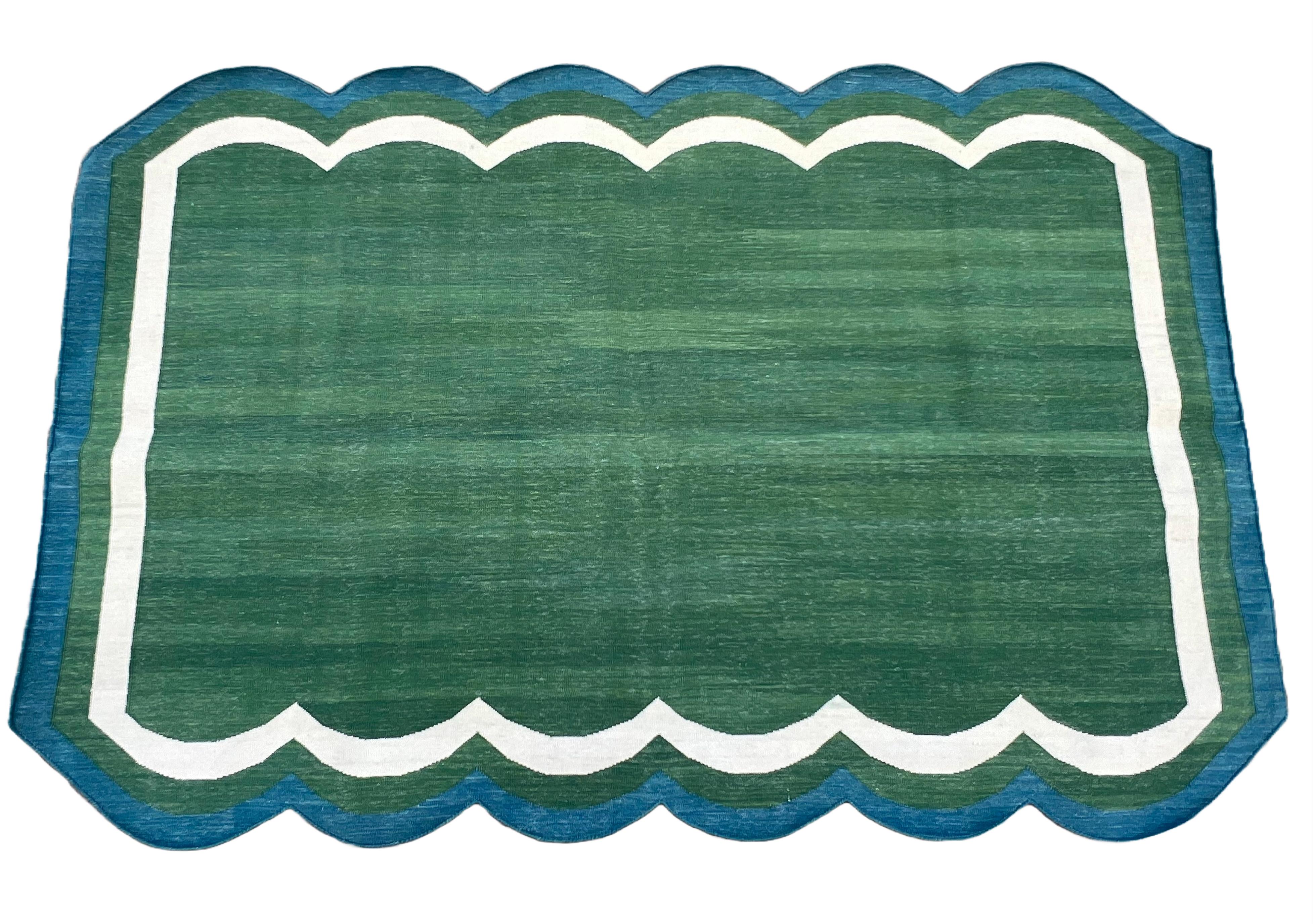Mid-Century Modern Handmade Cotton Area Flat Weave Rug, Green & Teal Blue Scalloped Indian Dhurrie For Sale