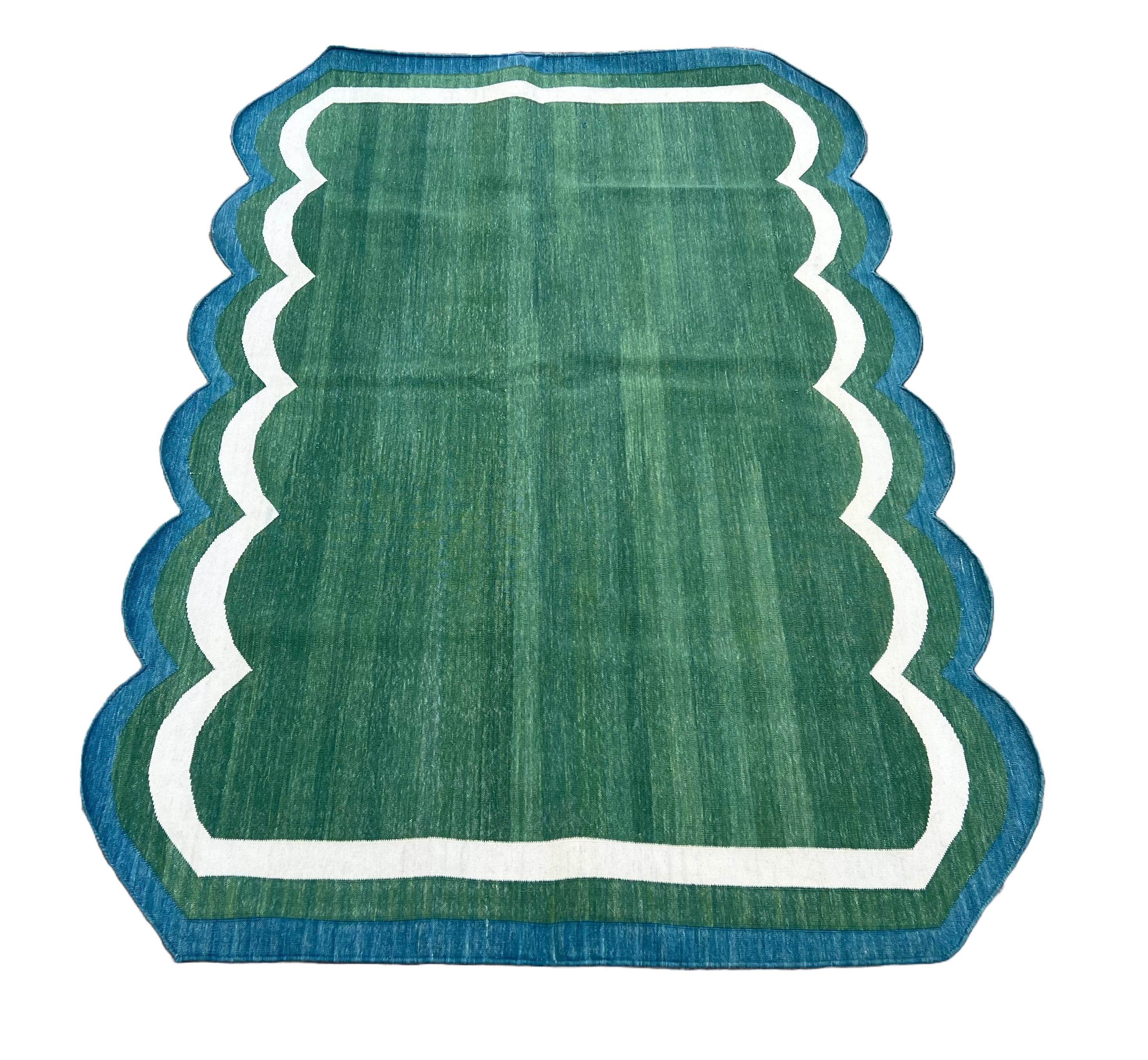 Handmade Cotton Area Flat Weave Rug, Green & Teal Blue Scalloped Indian Dhurrie For Sale 2