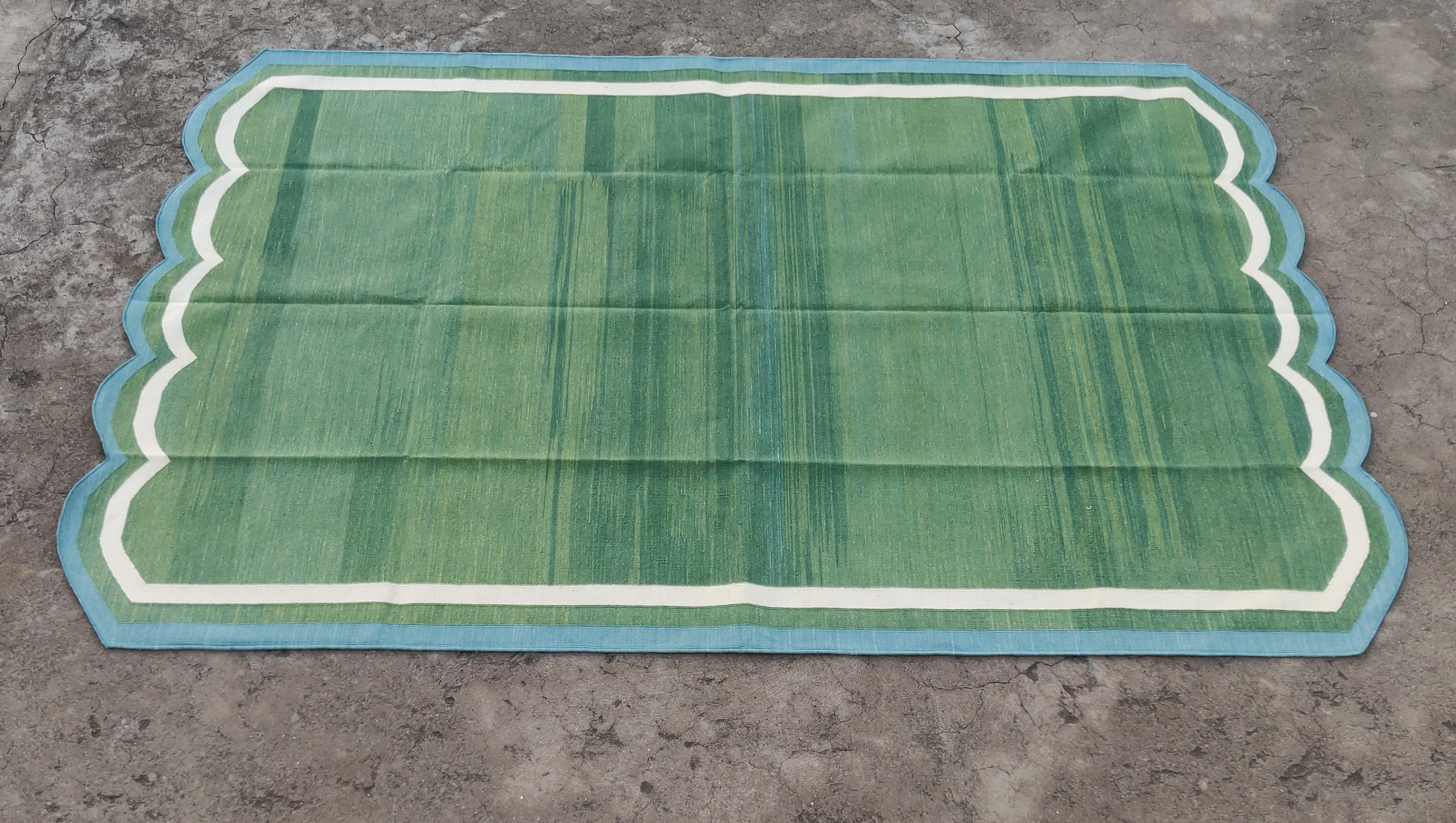 Handmade Cotton Area Flat Weave Rug, Green & Teal Blue Scalloped Indian Dhurrie For Sale 3