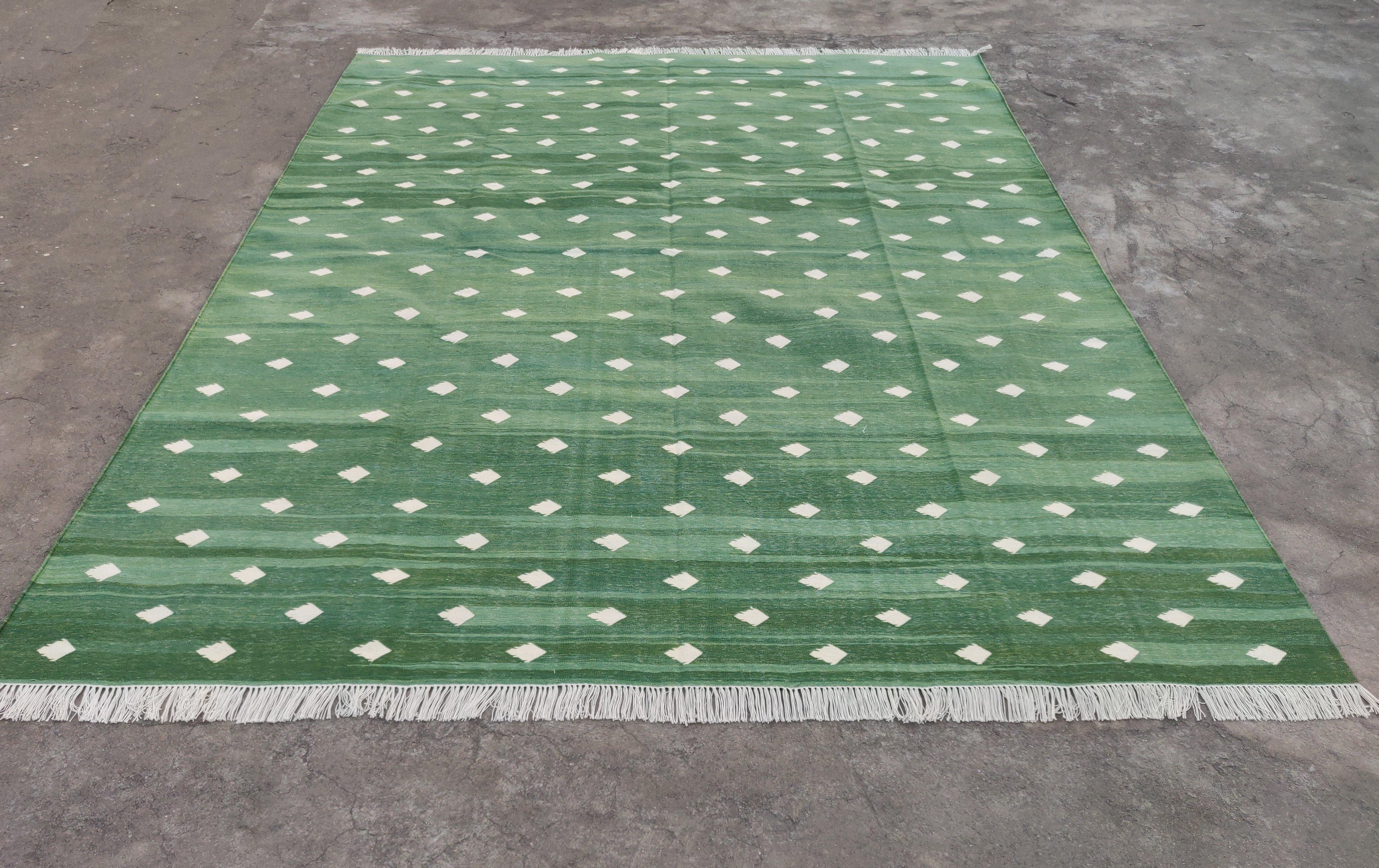Contemporary Handmade Cotton Area Flat Weave Rug, Green & White Leaf Patterned Indian Dhurrie For Sale